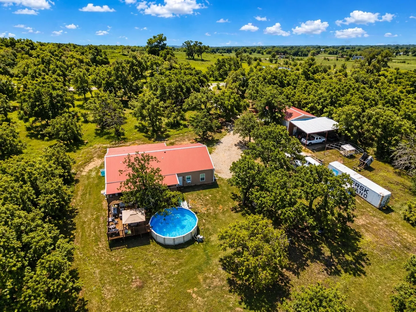 Single Family Residence For Sale in Palo Pinto County , 3622 Fm 52, Graford, Texas 76449, 3 Bedroom, 2 Bathroom, 3 Garage spaces, 1,600 Sqft, built in 2019, Preowned, Price $629,000, mls#21249367, Real Estate Agent in Graford, Homes For Sale in Palo Pinto county, Homes For Sale in Graford, Realtor in Graford Texas, Real Estate Brokerage Independent Realty Texas, Luminita Cordes Realtor