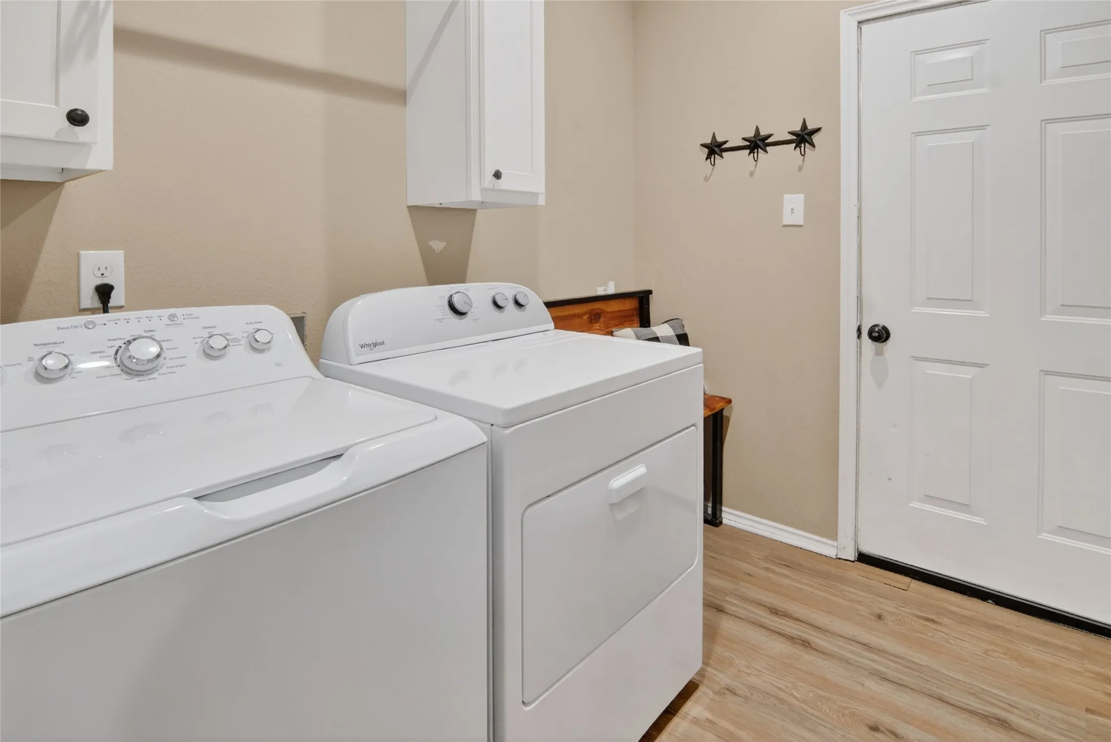 Single Family Residence For Sale in Palo Pinto County , 3622 Fm 52, Graford, Texas 76449, 3 Bedroom, 2 Bathroom, 3 Garage spaces, 1,600 Sqft, built in 2019, Preowned, Price $629,000, mls#21249367, Real Estate Agent in Graford, Homes For Sale in Palo Pinto county, Homes For Sale in Graford, Realtor in Graford Texas, Real Estate Brokerage Independent Realty Texas, Luminita Cordes Realtor