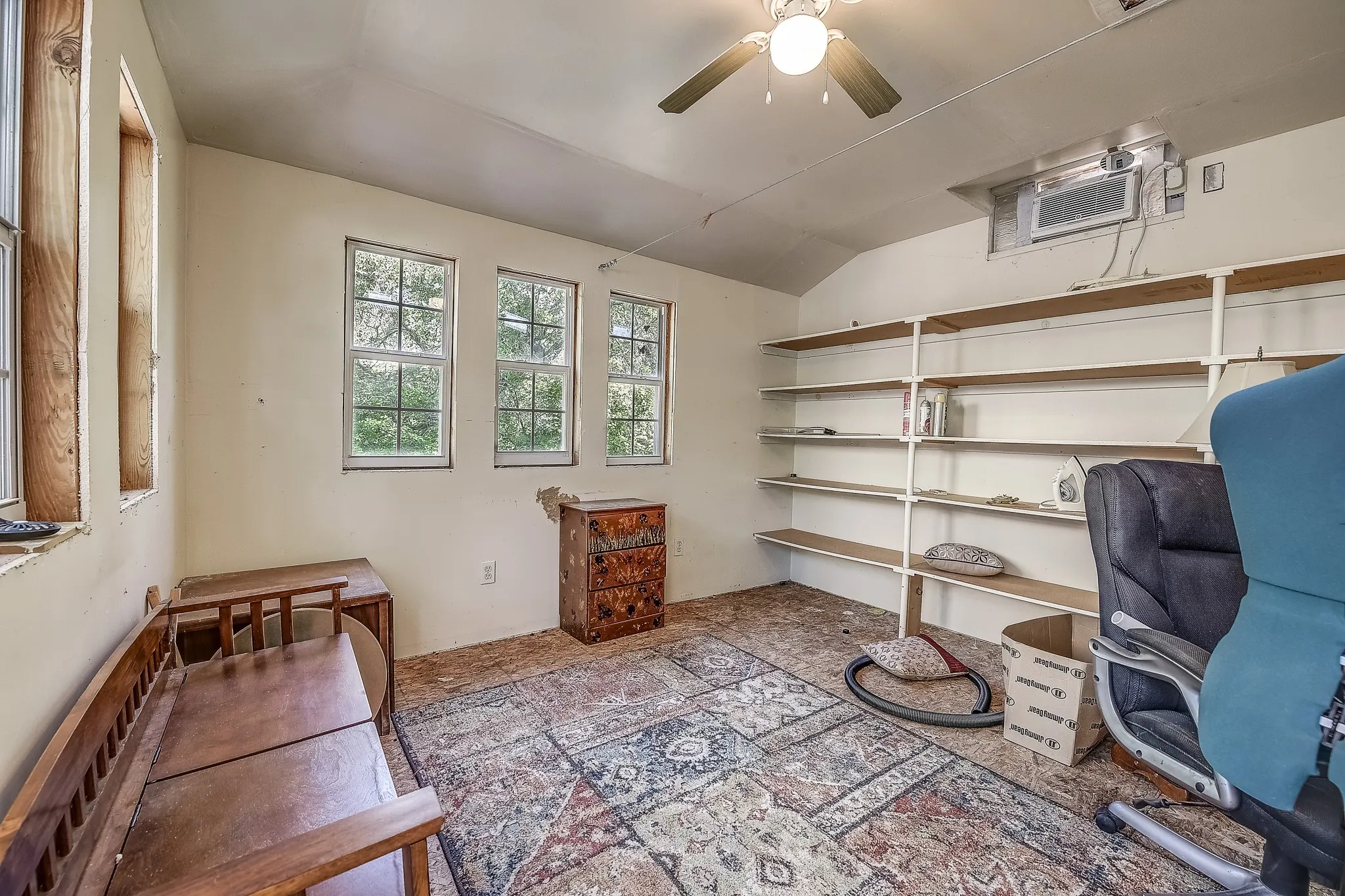 Single Family Residence For Sale in Montague County , 41 Crestline Court, Nocona, Texas 76255, 3 Bedroom, 3 Bathroom, 2 Garage spaces, 1,608 Sqft, built in 2010, Preowned, mls#21248865, Real Estate Agent in Nocona, Homes For Sale in Montague county, Homes For Sale in Nocona, Realtor in Nocona Texas, Real Estate Brokerage Independent Realty Texas, Luminita Cordes Realtor