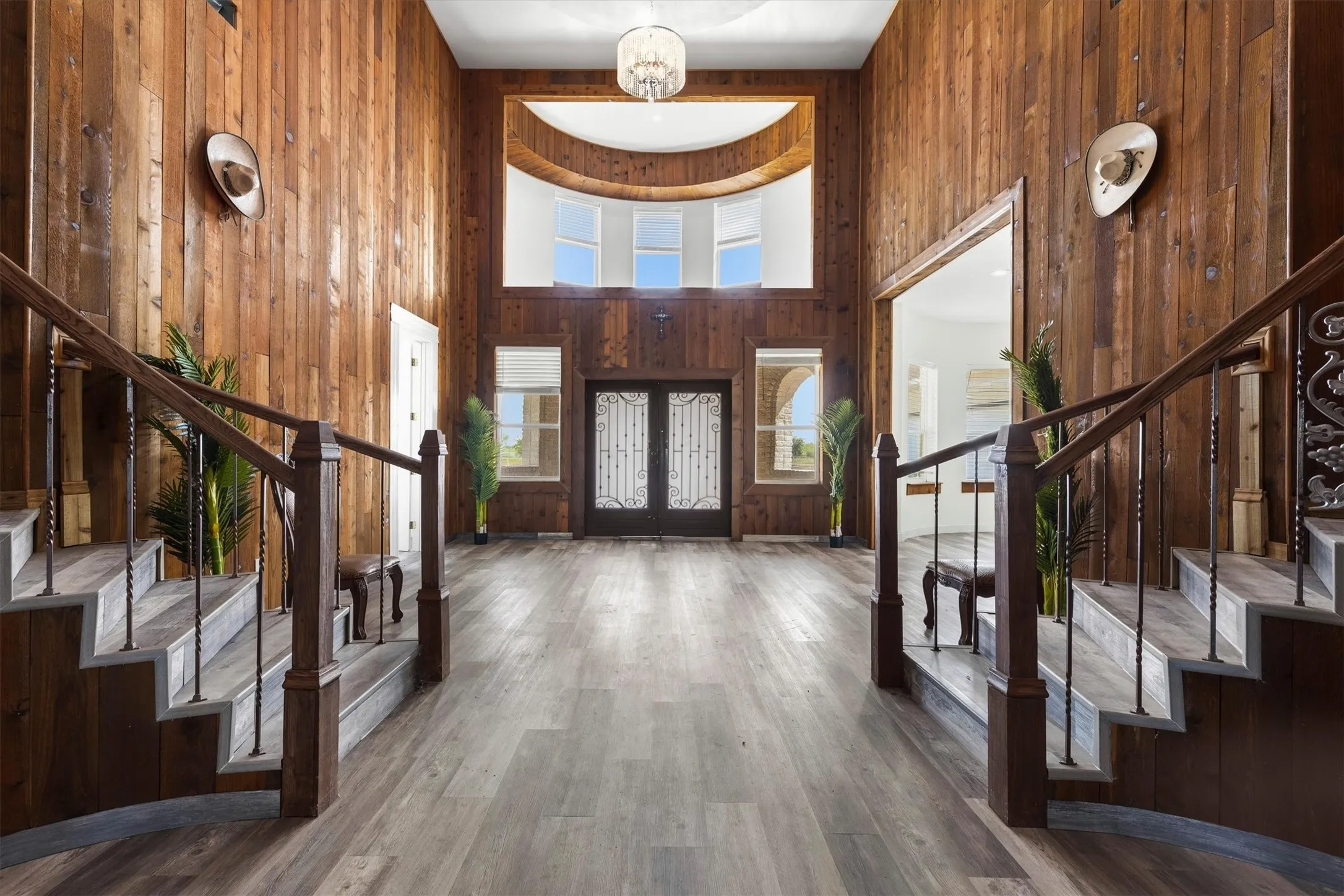 Farm For Sale in Ellis County , 241 Gentry Road, Ennis, Texas 75119, 7 Bedroom, 4 Bathroom, 4 Garage spaces, 5,150 Sqft, built in 2019, New Construction - Complete, mls#21246256, Real Estate Agent in Ennis, Homes For Sale in Ellis county, Homes For Sale in Ennis, Realtor in Ennis Texas, Real Estate Brokerage Independent Realty Texas, Luminita Cordes Realtor