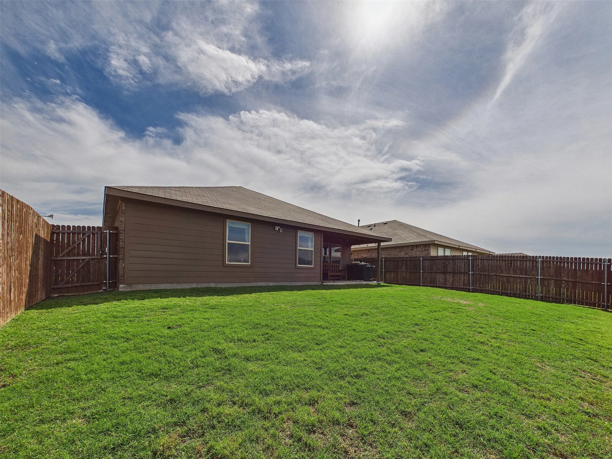 Single Family Residence For Sale in Denton County , 16705 Porterfield Lane, Justin, Texas 76247, 3 Bedrooms, 2 Bathrooms, 2 Garage spaces, 1,554 Sqft, built in 2022, Price $320,000, mls#21249452, Real Estate Agent in Justin, Homes For Sale in Denton county, Homes For Sale in Justin, Realtor in Justin Texas, Real Estate Brokerage Independent Realty Texas, Luminita Cordes Realtor