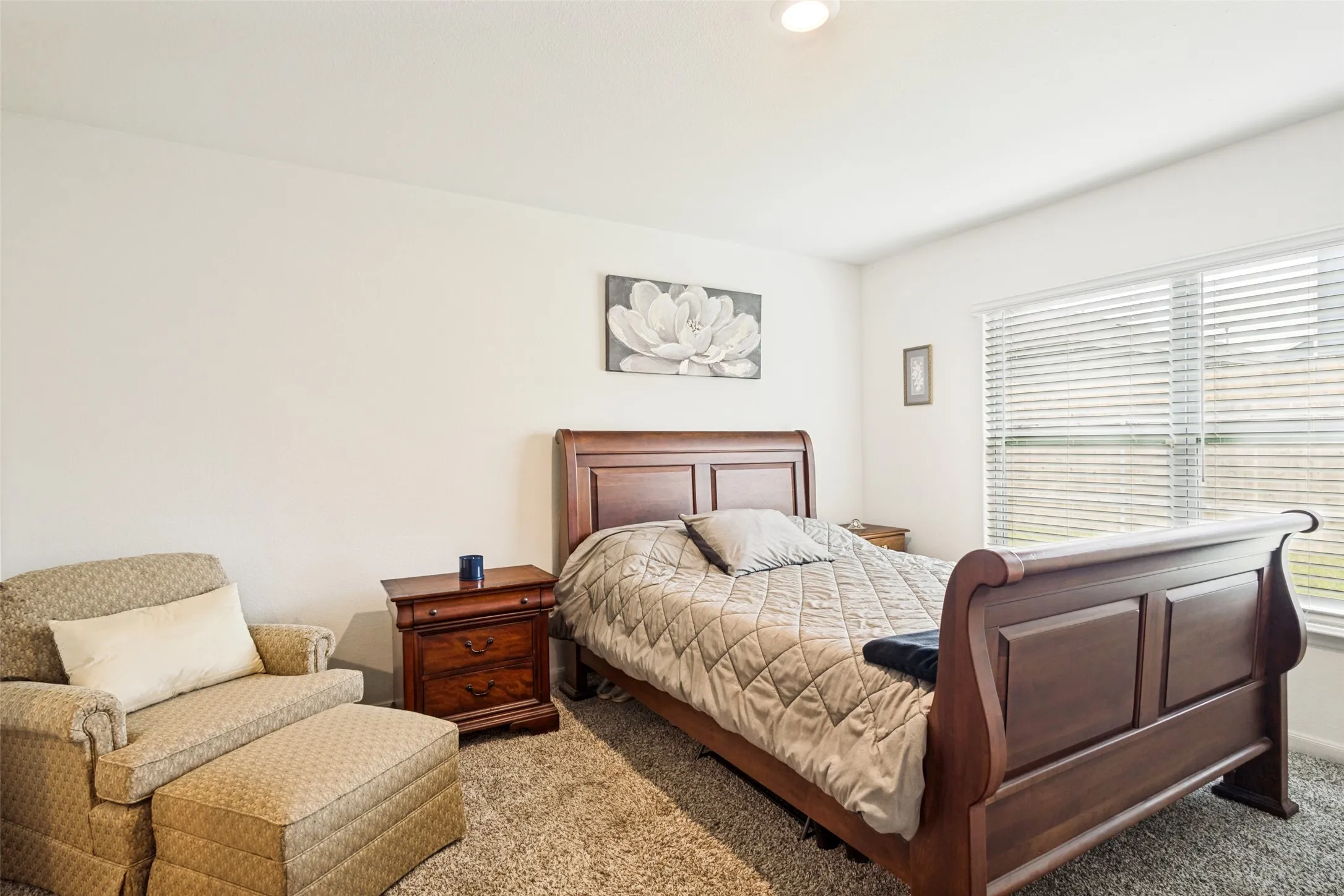 Single Family Residence For Sale in Denton County , 13519 Beaverhead Street, Ponder, Texas 76259, 3 Bedrooms, 2 Bathrooms, 2 Garage spaces, 1,317 Sqft, built in 2022, Preowned, Price $266,000, mls#21246388, Real Estate Agent in Ponder, Homes For Sale in Denton county, Homes For Sale in Ponder, Realtor in Ponder Texas, Real Estate Brokerage Independent Realty Texas, Luminita Cordes Realtor