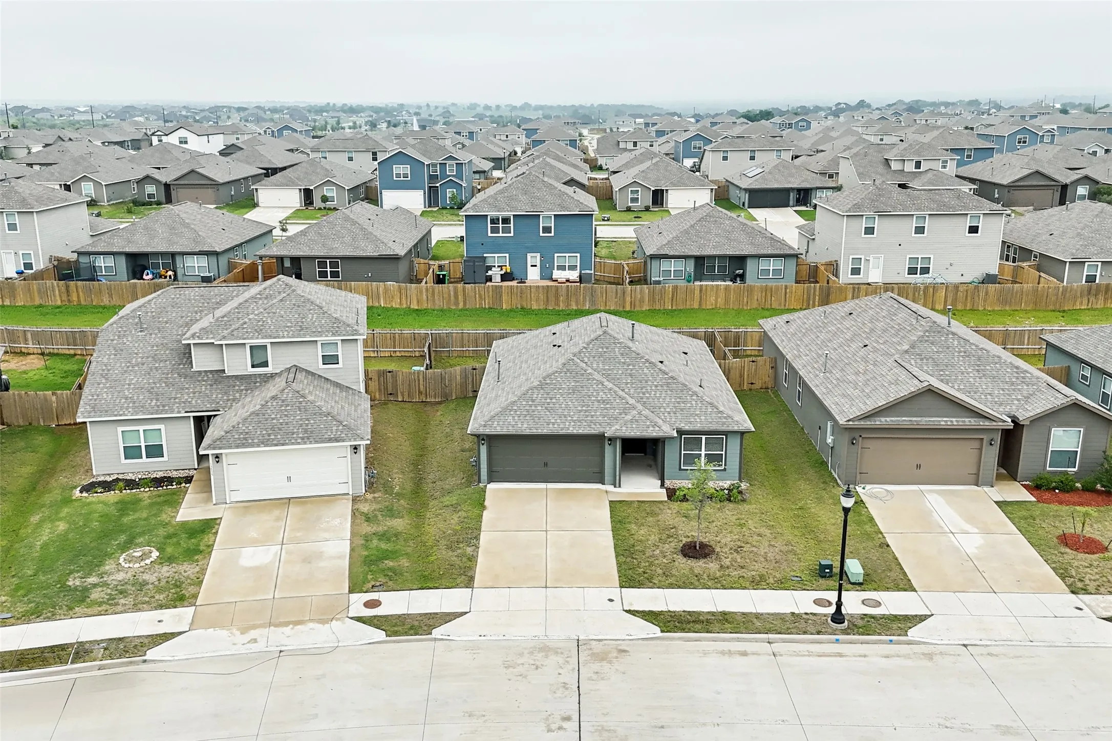 Single Family Residence For Sale in Denton County , 13519 Beaverhead Street, Ponder, Texas 76259, 3 Bedrooms, 2 Bathrooms, 2 Garage spaces, 1,317 Sqft, built in 2022, Preowned, Price $266,000, mls#21246388, Real Estate Agent in Ponder, Homes For Sale in Denton county, Homes For Sale in Ponder, Realtor in Ponder Texas, Real Estate Brokerage Independent Realty Texas, Luminita Cordes Realtor