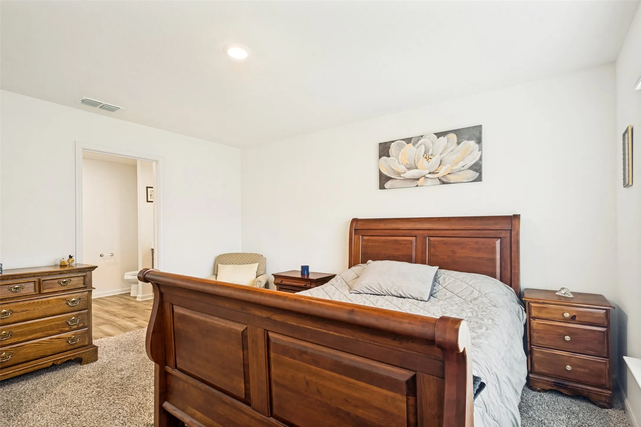 Single Family Residence For Sale in Denton County , 13519 Beaverhead Street, Ponder, Texas 76259, 3 Bedrooms, 2 Bathrooms, 2 Garage spaces, 1,317 Sqft, built in 2022, Preowned, Price $266,000, mls#21246388, Real Estate Agent in Ponder, Homes For Sale in Denton county, Homes For Sale in Ponder, Realtor in Ponder Texas, Real Estate Brokerage Independent Realty Texas, Luminita Cordes Realtor