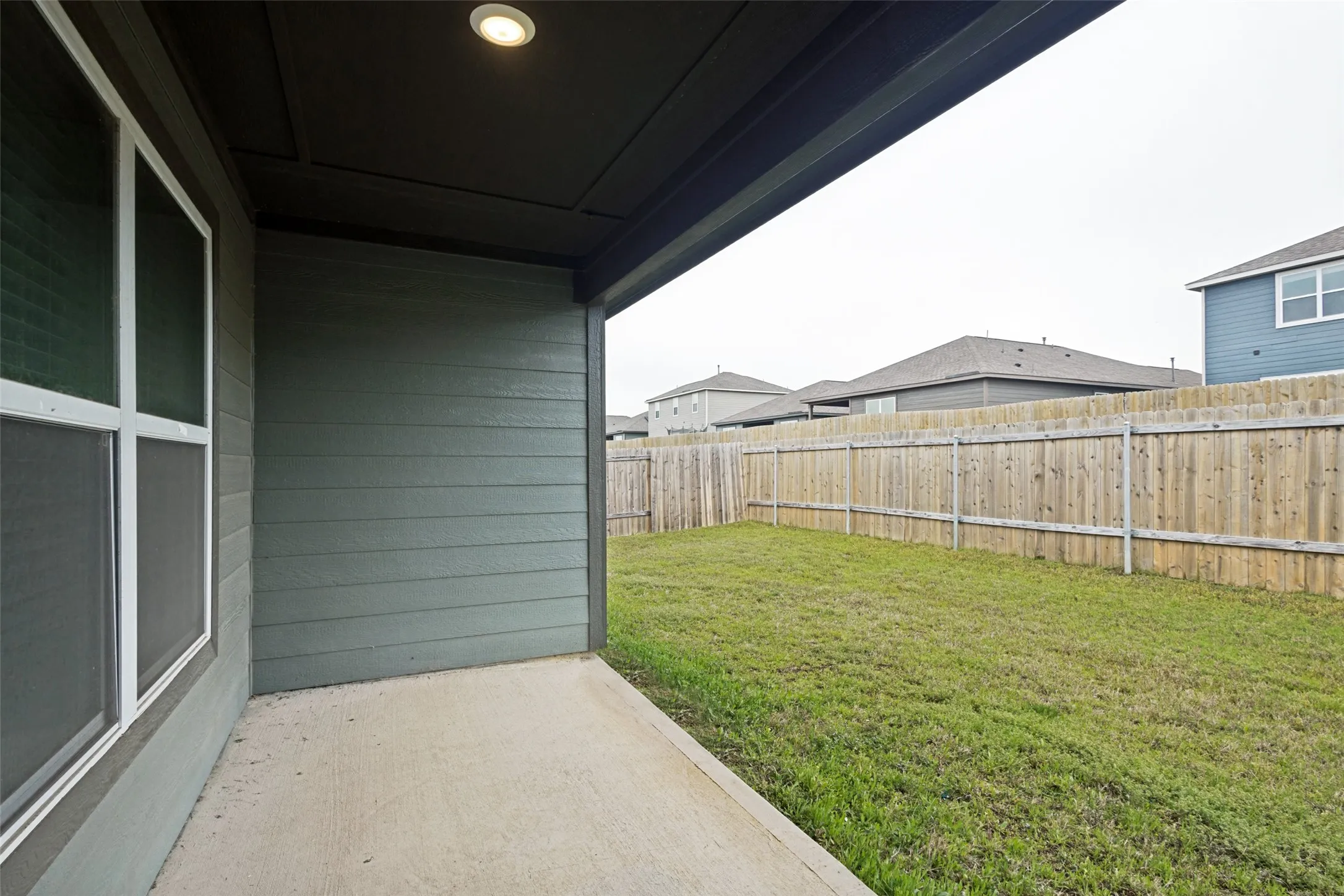 Single Family Residence For Sale in Denton County , 13519 Beaverhead Street, Ponder, Texas 76259, 3 Bedrooms, 2 Bathrooms, 2 Garage spaces, 1,317 Sqft, built in 2022, Preowned, Price $266,000, mls#21246388, Real Estate Agent in Ponder, Homes For Sale in Denton county, Homes For Sale in Ponder, Realtor in Ponder Texas, Real Estate Brokerage Independent Realty Texas, Luminita Cordes Realtor