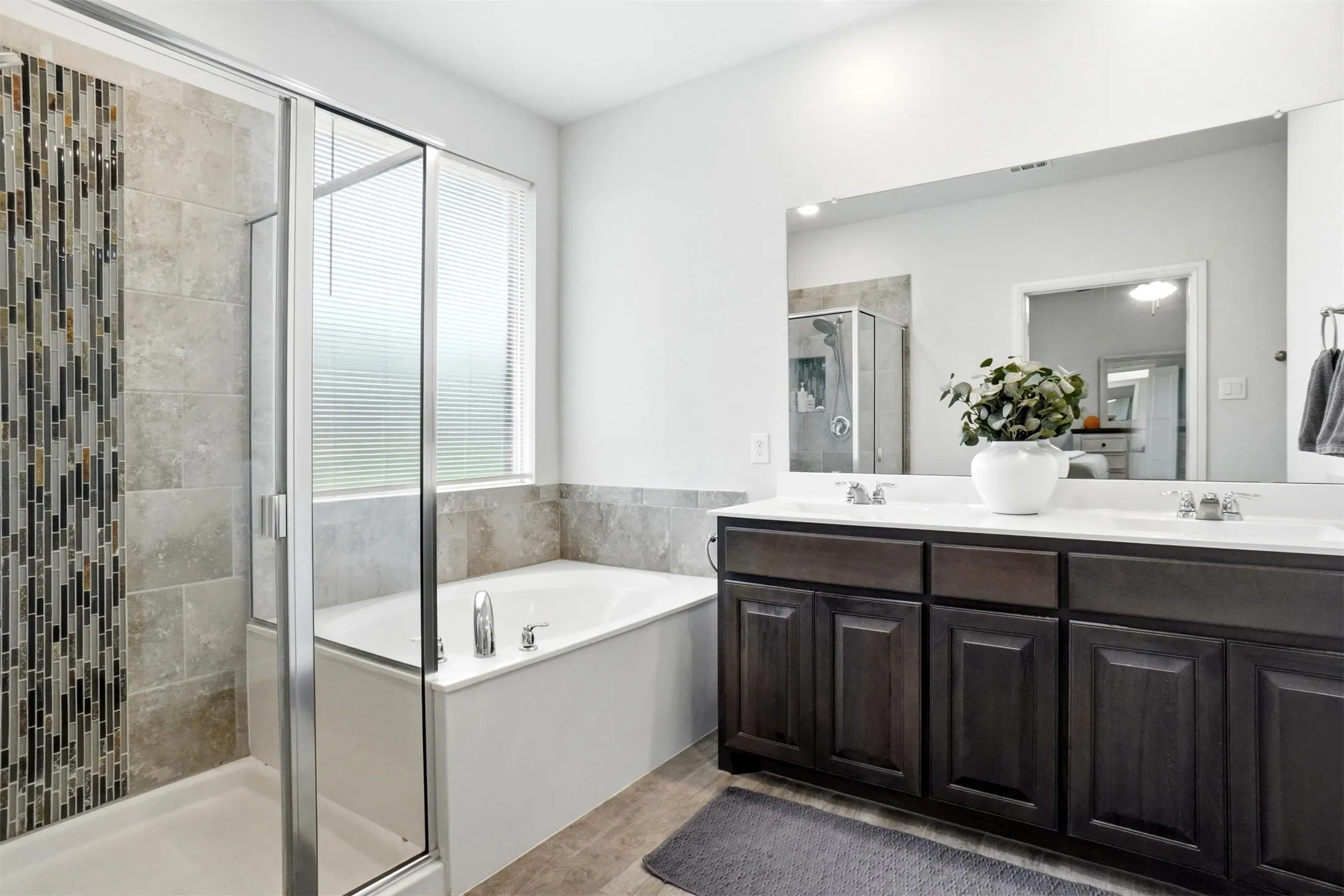 Single Family Residence For Sale in Tarrant County , 1004 Kimbrough Road, Azle, Texas 76020, 4 Bedrooms, 2 Bathrooms, 3 Garage spaces, 2,209 Sqft, built in 2020, Preowned, Price $450,000, mls#21249532, Real Estate Agent in Azle, Homes For Sale in Tarrant county, Homes For Sale in Azle, Realtor in Azle Texas, Real Estate Brokerage Independent Realty Texas, Luminita Cordes Realtor