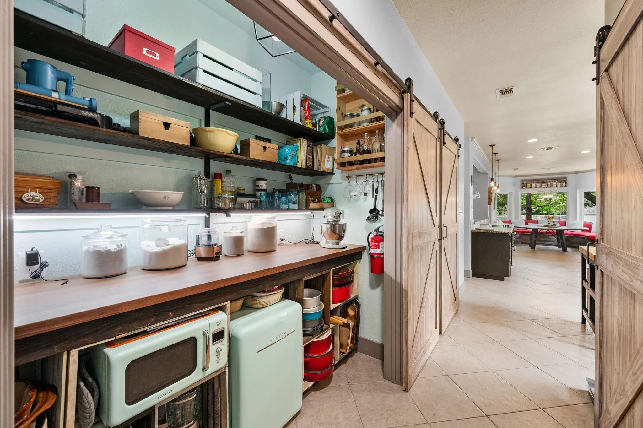 Here's another view of the pantry when the home was furnished. Don't you love this space!?!