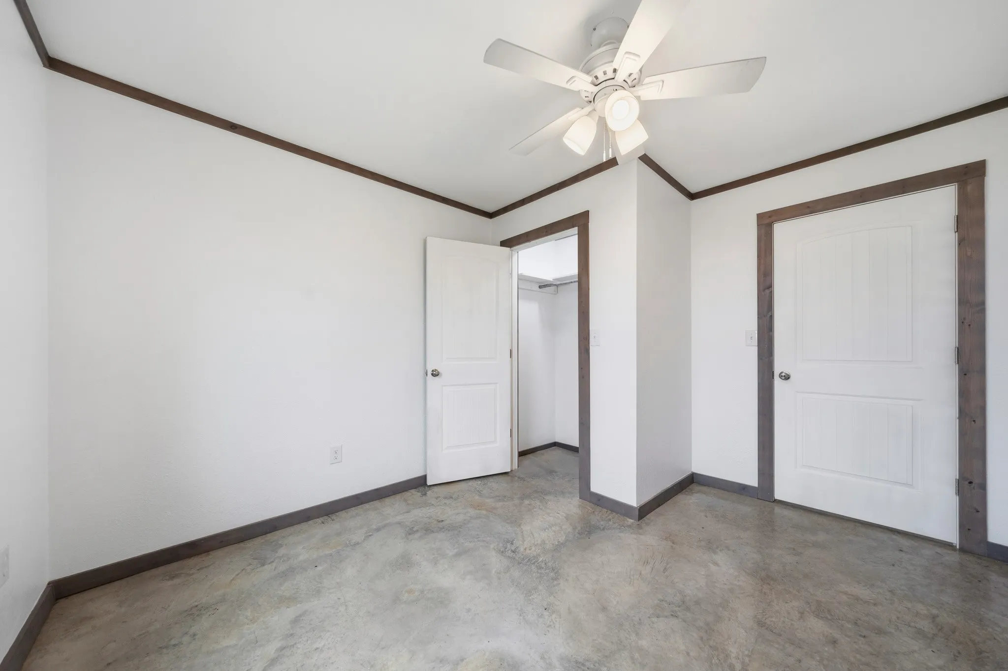 Single Family Residence For Sale in Bosque County , 321 Avenue B B, Walnut Springs, Texas 76690, 3 Bedroom, 2 Bathroom, Garage spaces, 1,240 Sqft, built in 2024, mls#21248233, Real Estate Agent in Walnut Springs, Homes For Sale in Bosque county, Homes For Sale in Walnut Springs, Realtor in Walnut Springs Texas, Real Estate Brokerage Independent Realty Texas, Luminita Cordes Realtor