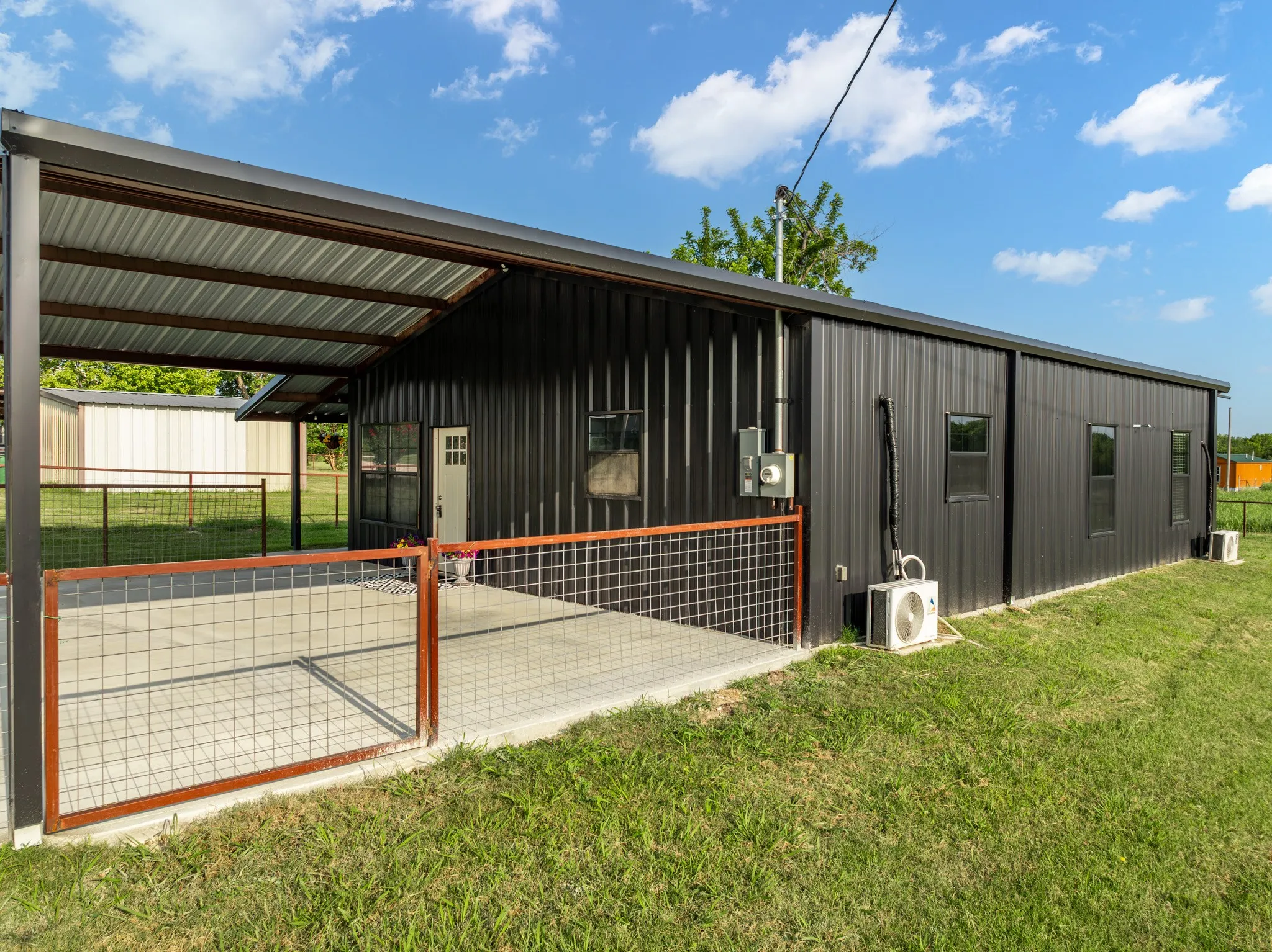 Single Family Residence For Sale in Bosque County , 321 Avenue B B, Walnut Springs, Texas 76690, 3 Bedroom, 2 Bathroom, Garage spaces, 1,240 Sqft, built in 2024, mls#21248233, Real Estate Agent in Walnut Springs, Homes For Sale in Bosque county, Homes For Sale in Walnut Springs, Realtor in Walnut Springs Texas, Real Estate Brokerage Independent Realty Texas, Luminita Cordes Realtor