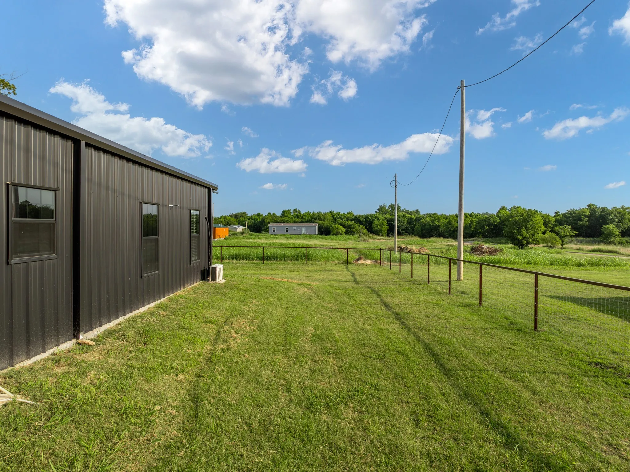 Single Family Residence For Sale in Bosque County , 321 Avenue B B, Walnut Springs, Texas 76690, 3 Bedroom, 2 Bathroom, Garage spaces, 1,240 Sqft, built in 2024, mls#21248233, Real Estate Agent in Walnut Springs, Homes For Sale in Bosque county, Homes For Sale in Walnut Springs, Realtor in Walnut Springs Texas, Real Estate Brokerage Independent Realty Texas, Luminita Cordes Realtor