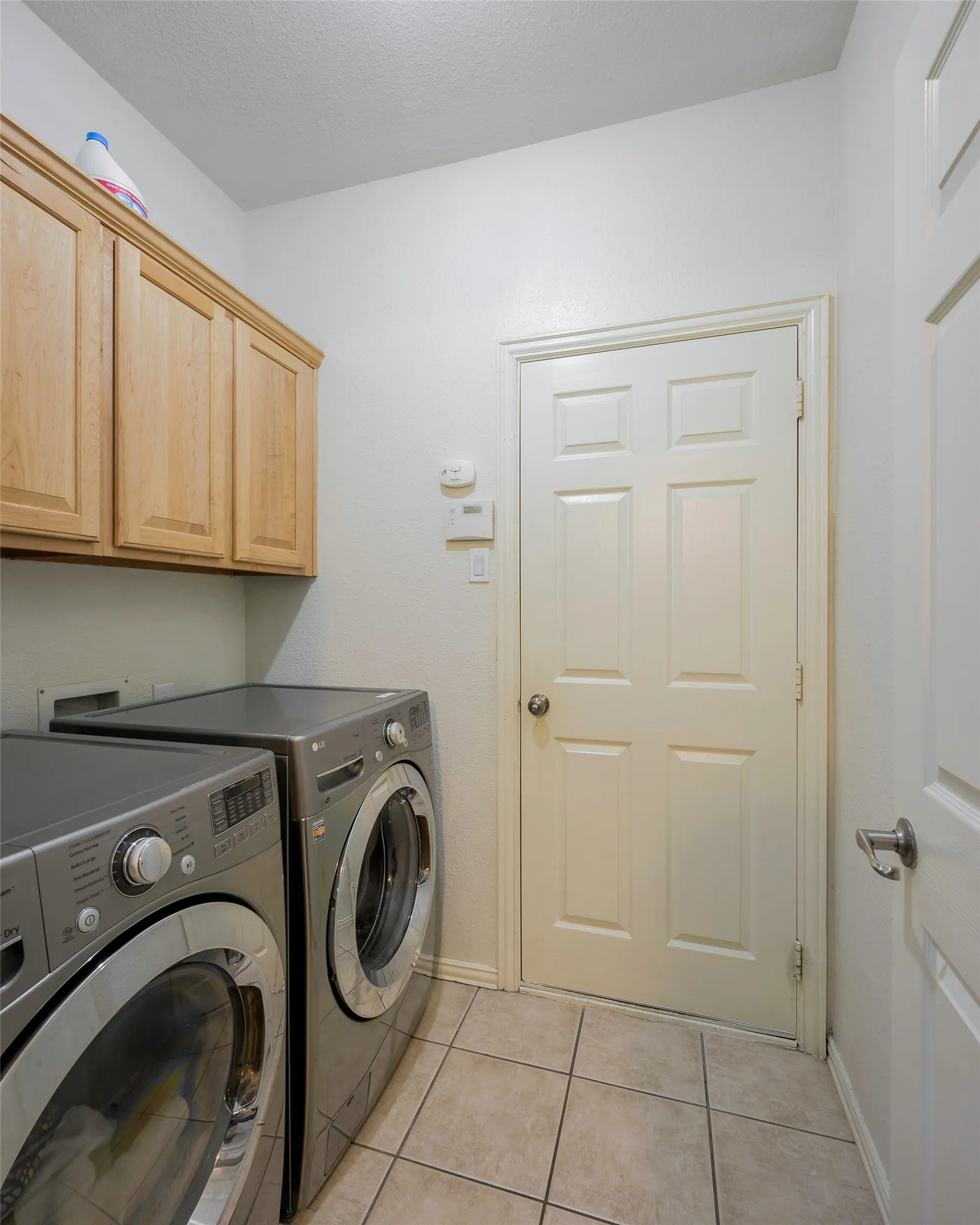 Single Family Residence For Sale in Collin County , 803 Cascades Drive, Allen, Texas 75002, 4 Bedroom, 3 Bathroom, 2 Garage spaces, 2,911 Sqft, built in 2003, Preowned, mls#21249358, Real Estate Agent in Allen, Homes For Sale in Collin county, Homes For Sale in Allen, Realtor in Allen Texas, Real Estate Brokerage Independent Realty Texas, Luminita Cordes Realtor