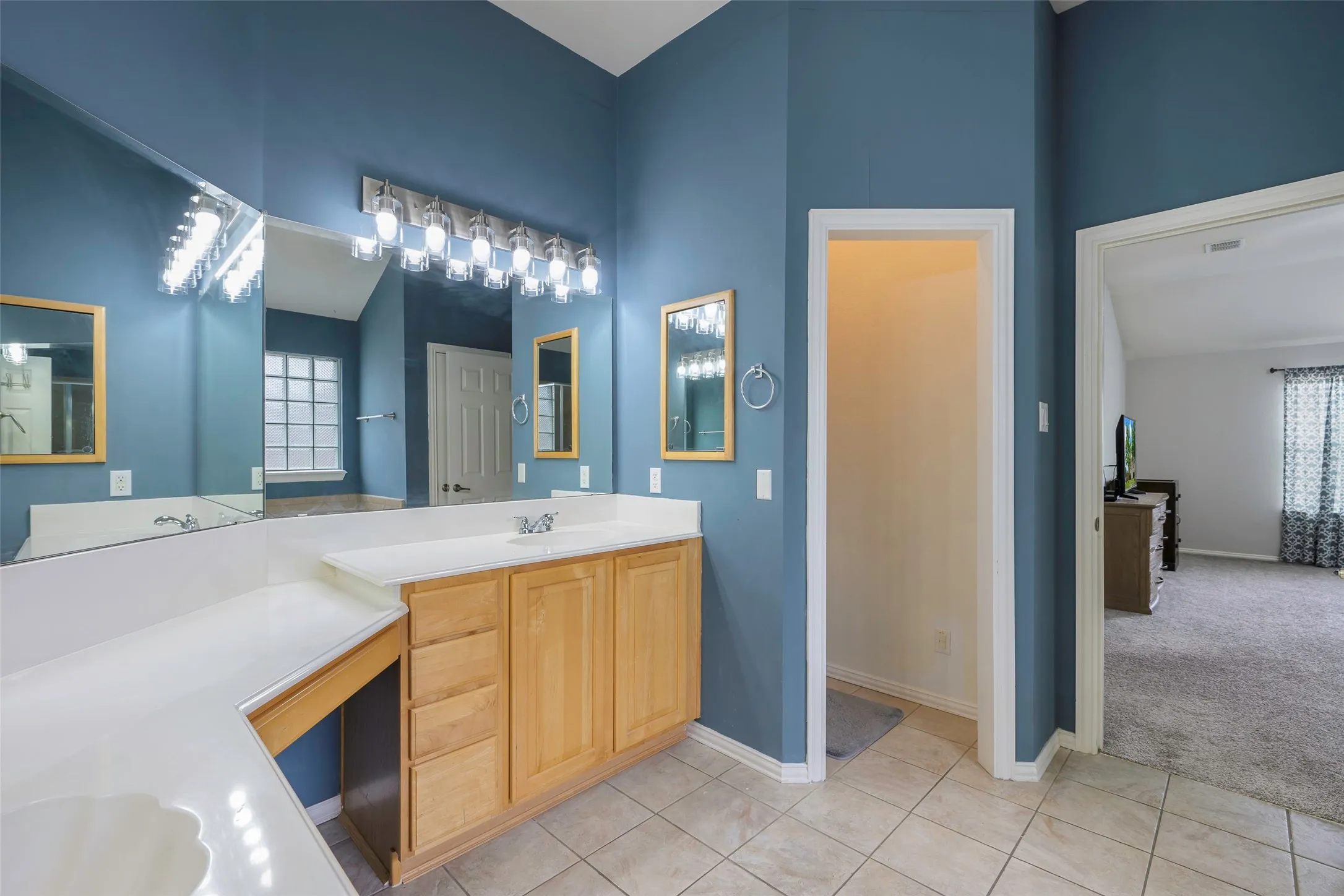 Single Family Residence For Sale in Collin County , 803 Cascades Drive, Allen, Texas 75002, 4 Bedroom, 3 Bathroom, 2 Garage spaces, 2,911 Sqft, built in 2003, Preowned, mls#21249358, Real Estate Agent in Allen, Homes For Sale in Collin county, Homes For Sale in Allen, Realtor in Allen Texas, Real Estate Brokerage Independent Realty Texas, Luminita Cordes Realtor