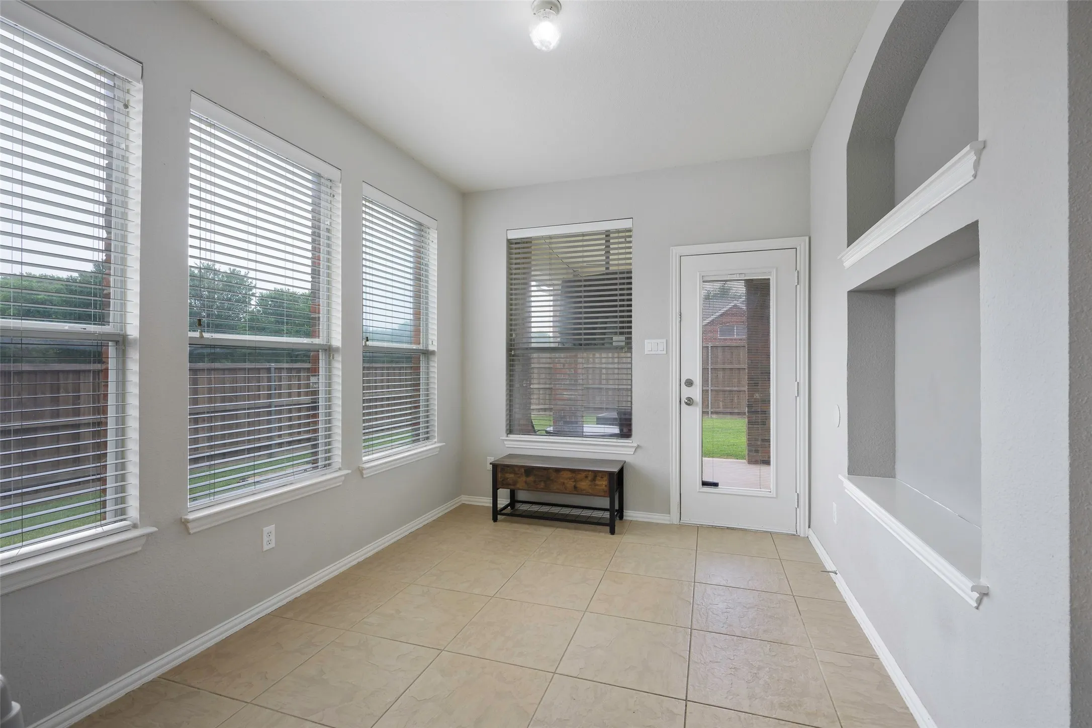 Single Family Residence For Sale in Collin County , 803 Cascades Drive, Allen, Texas 75002, 4 Bedroom, 3 Bathroom, 2 Garage spaces, 2,911 Sqft, built in 2003, Preowned, mls#21249358, Real Estate Agent in Allen, Homes For Sale in Collin county, Homes For Sale in Allen, Realtor in Allen Texas, Real Estate Brokerage Independent Realty Texas, Luminita Cordes Realtor