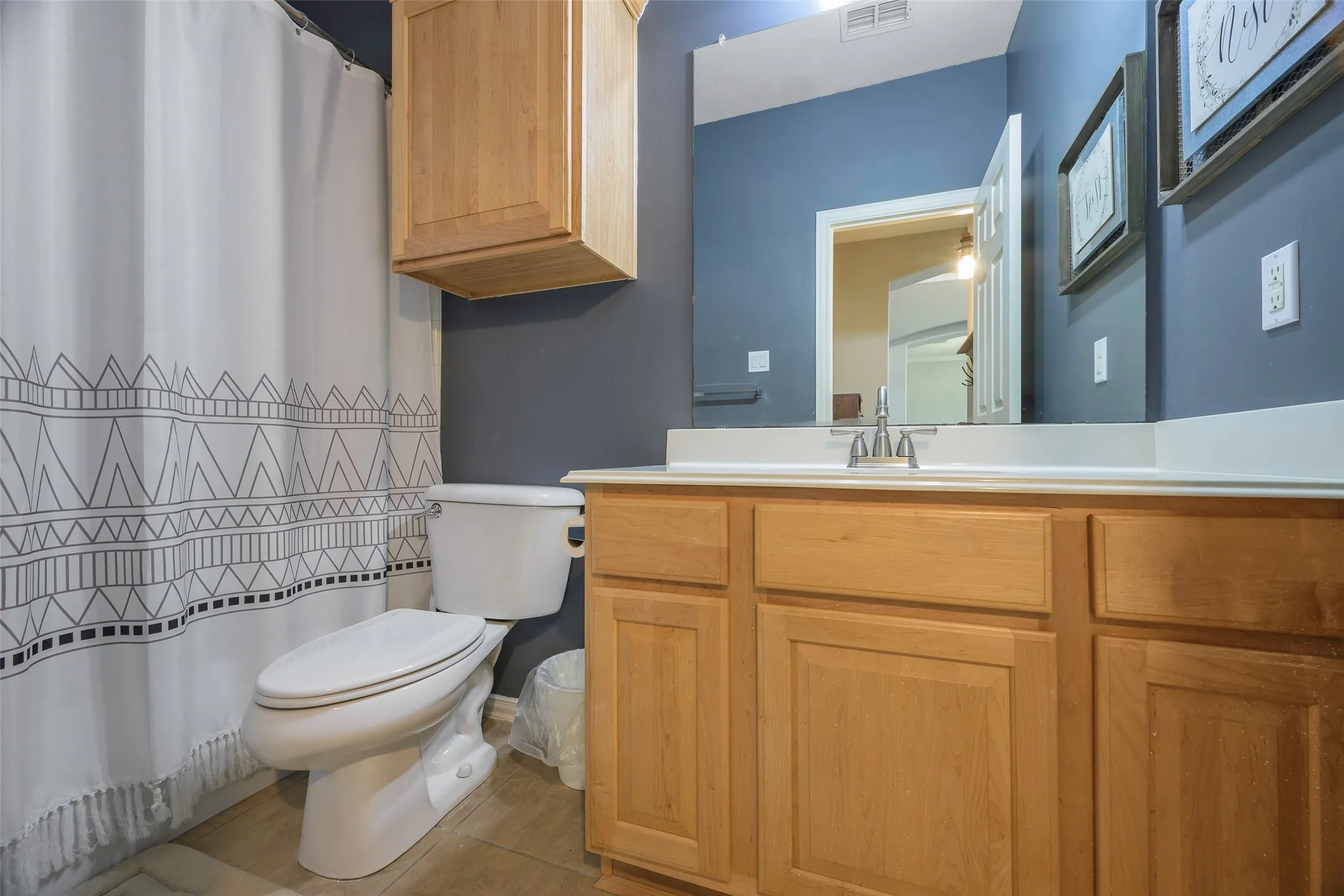 Single Family Residence For Sale in Collin County , 803 Cascades Drive, Allen, Texas 75002, 4 Bedroom, 3 Bathroom, 2 Garage spaces, 2,911 Sqft, built in 2003, Preowned, mls#21249358, Real Estate Agent in Allen, Homes For Sale in Collin county, Homes For Sale in Allen, Realtor in Allen Texas, Real Estate Brokerage Independent Realty Texas, Luminita Cordes Realtor