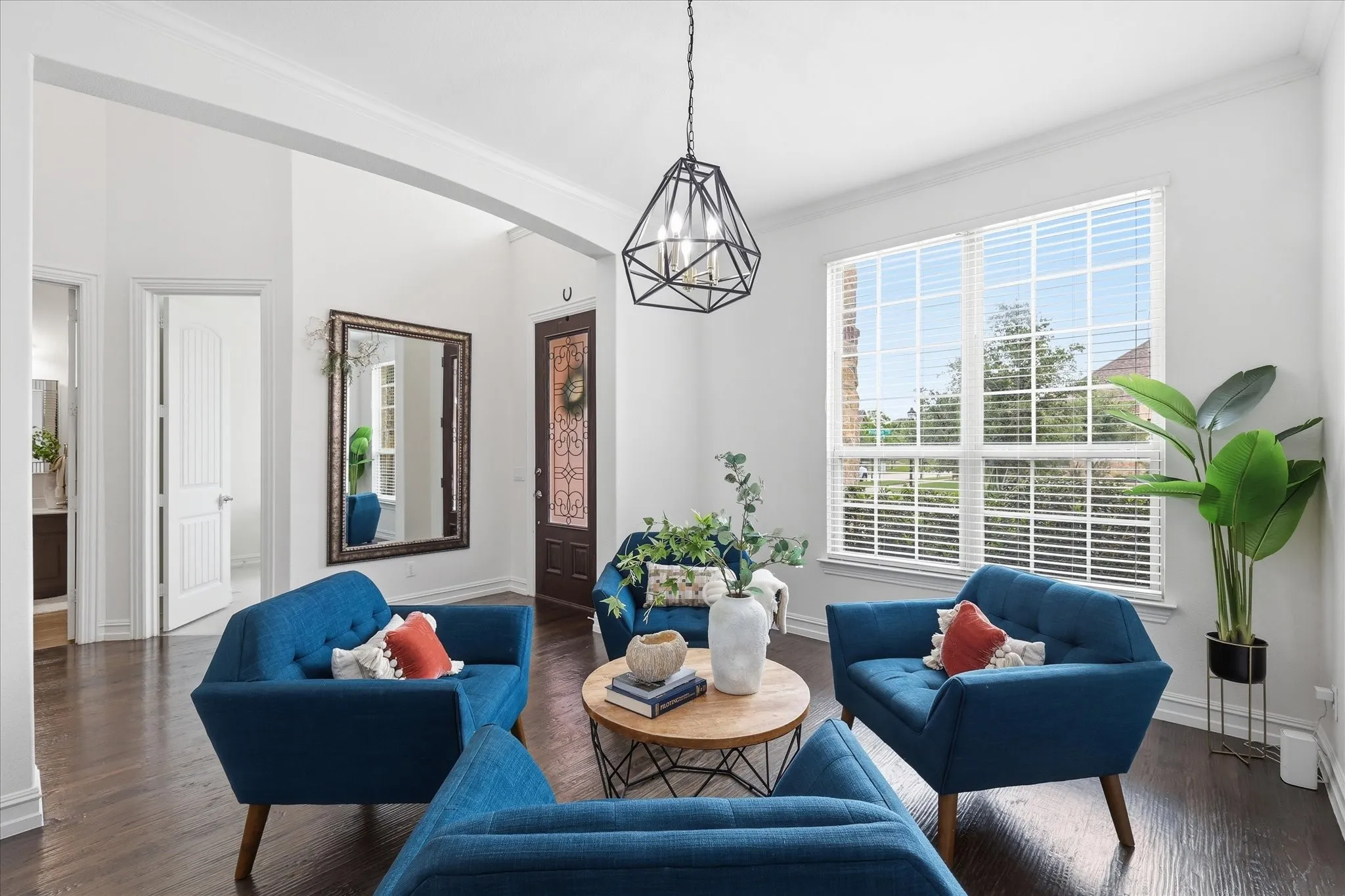 Single Family Residence For Sale in Collin County , 11192 Progreso Street, Frisco, Texas 75035, 5 Bedroom, 4 Bathroom, 3 Garage spaces, 3,943 Sqft, built in 2016, Preowned, mls#21245313, Real Estate Agent in Frisco, Homes For Sale in Collin county, Homes For Sale in Frisco, Realtor in Frisco Texas, Real Estate Brokerage Independent Realty Texas, Luminita Cordes Realtor