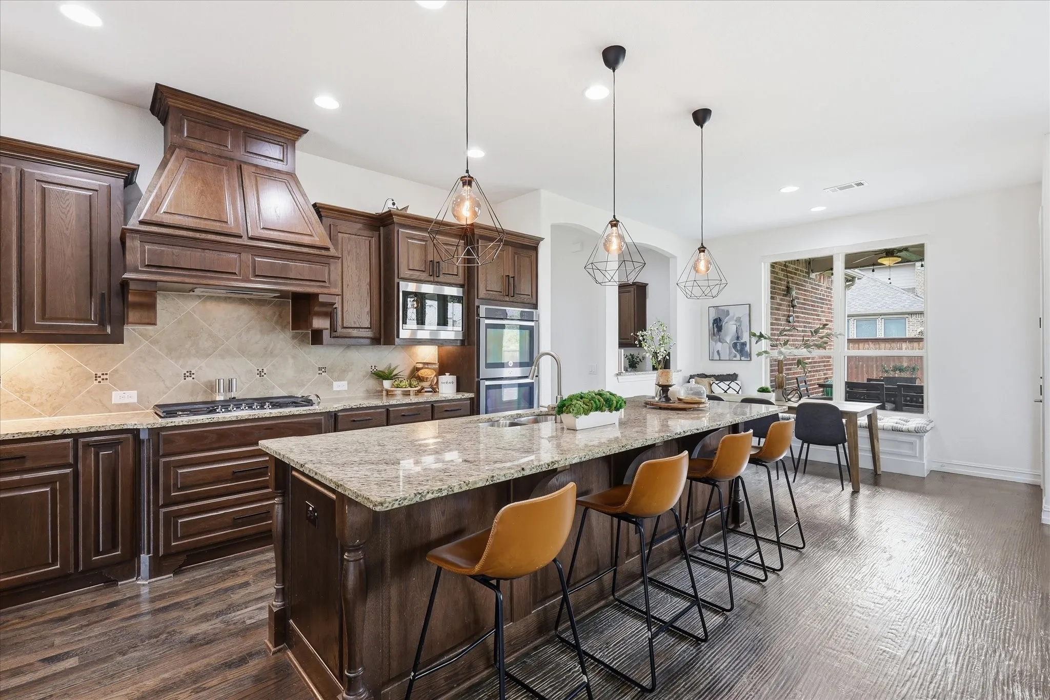 Single Family Residence For Sale in Collin County , 11192 Progreso Street, Frisco, Texas 75035, 5 Bedroom, 4 Bathroom, 3 Garage spaces, 3,943 Sqft, built in 2016, Preowned, mls#21245313, Real Estate Agent in Frisco, Homes For Sale in Collin county, Homes For Sale in Frisco, Realtor in Frisco Texas, Real Estate Brokerage Independent Realty Texas, Luminita Cordes Realtor