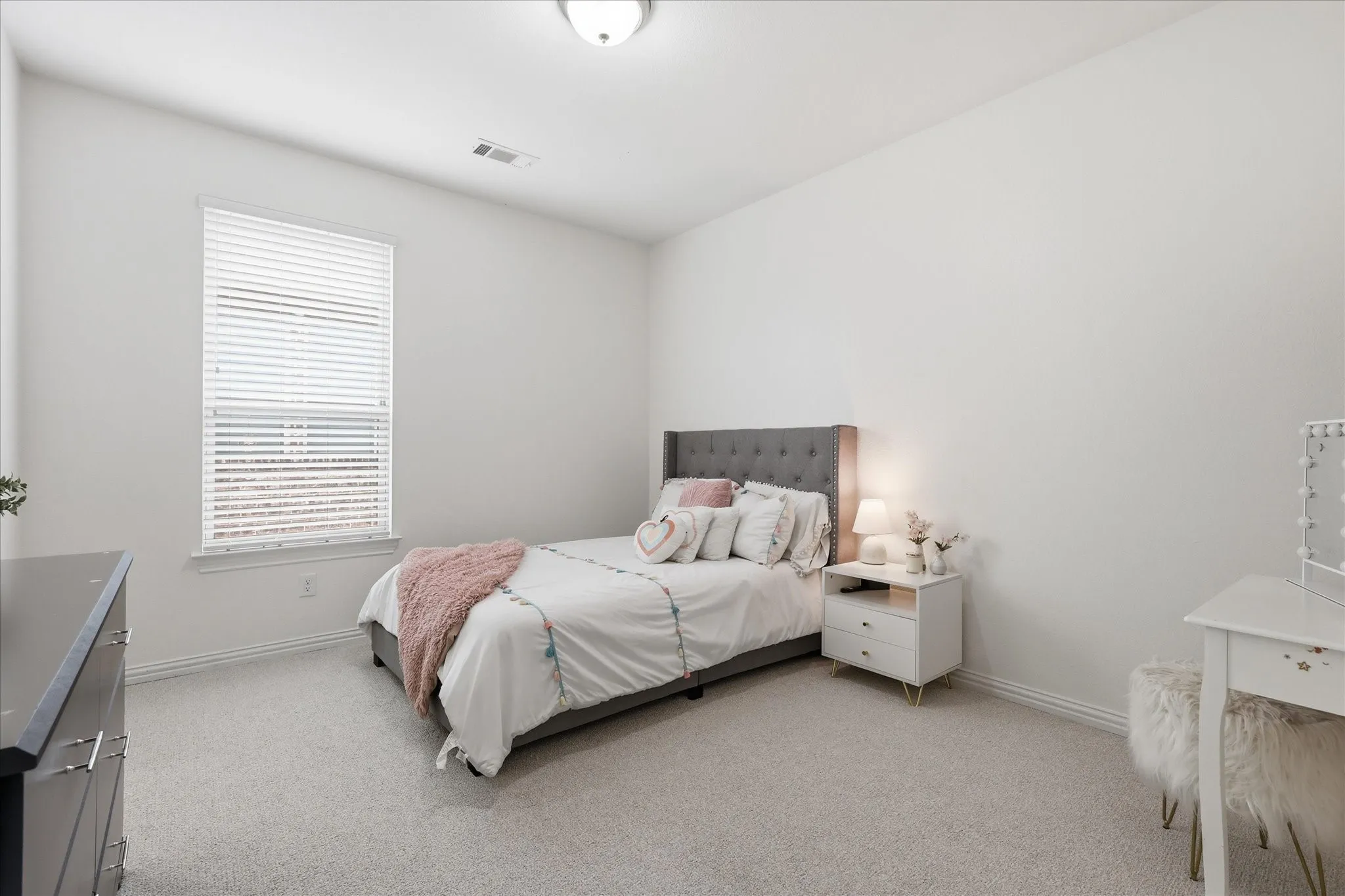 Single Family Residence For Sale in Collin County , 11192 Progreso Street, Frisco, Texas 75035, 5 Bedroom, 4 Bathroom, 3 Garage spaces, 3,943 Sqft, built in 2016, Preowned, mls#21245313, Real Estate Agent in Frisco, Homes For Sale in Collin county, Homes For Sale in Frisco, Realtor in Frisco Texas, Real Estate Brokerage Independent Realty Texas, Luminita Cordes Realtor