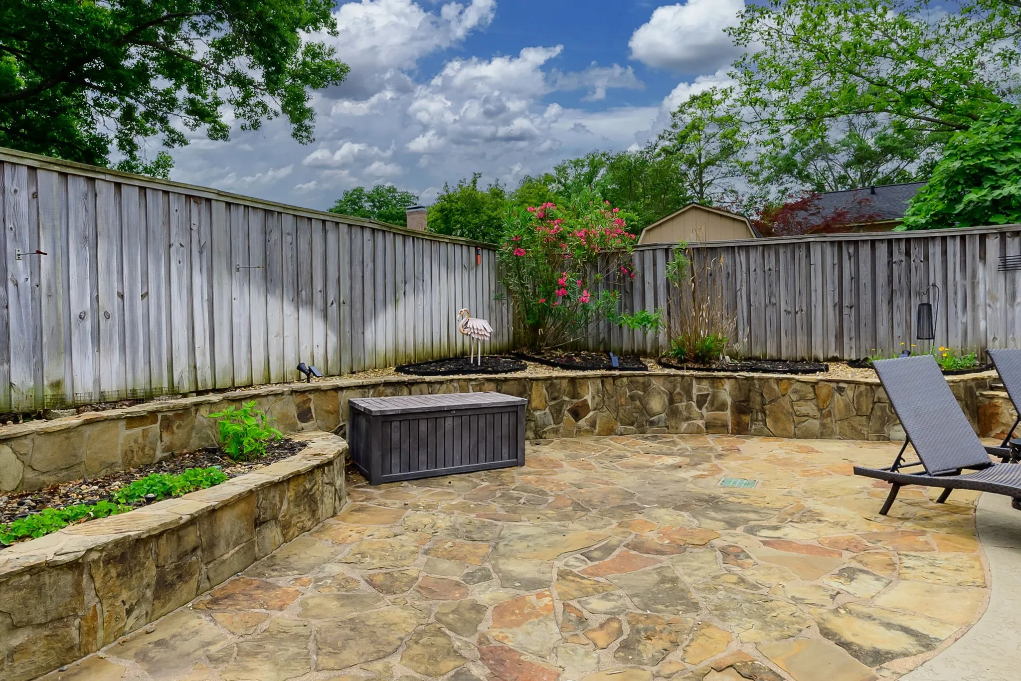 Single Family Residence For Sale in Smith County , 5701 Churchill Drive, Tyler, Texas 75703, 3 Bedroom, 3 Bathroom, 2 Garage spaces, 2,941 Sqft, built in 1991, mls#21244903, Real Estate Agent in Tyler, Homes For Sale in Smith county, Homes For Sale in Tyler, Realtor in Tyler Texas, Real Estate Brokerage Independent Realty Texas, Luminita Cordes Realtor