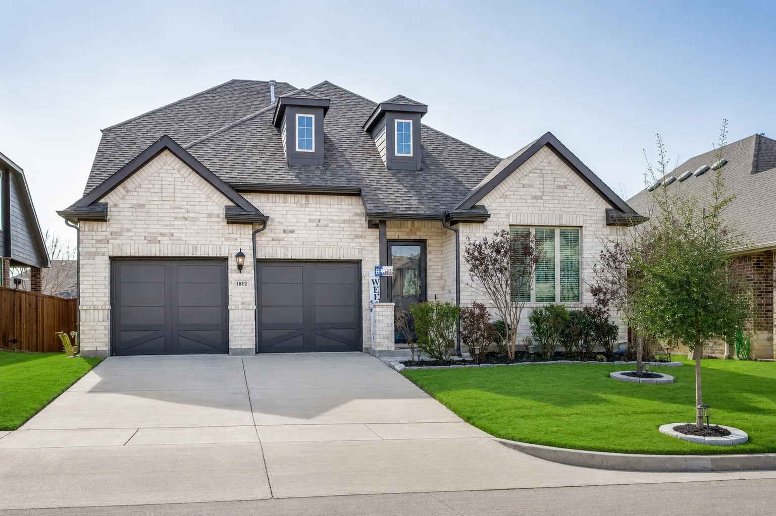 Single Family Residence For Sale in Ellis County , 1812 Graham Way, Mansfield, Texas 76063, 3 Bedroom, 3 Bathroom, 2 Garage spaces, 2,681 Sqft, built in 2021, Preowned, mls#21195213, Real Estate Agent in Mansfield, Homes For Sale in Ellis county, Homes For Sale in Mansfield, Realtor in Mansfield Texas, Real Estate Brokerage Independent Realty Texas, Luminita Cordes Realtor