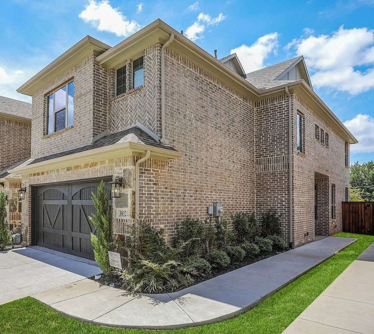 Townhouse For Sale in Collin County , 3032 Galveston Street, Plano, Texas 75075, 3 Bedrooms, 3 Bathrooms, 2 Garage spaces, 1,874 Sqft, built in 2018, Price $468,500, mls#21247870, Real Estate Agent in Plano, Homes For Sale in Collin county, Homes For Sale in Plano, Realtor in Plano Texas, Real Estate Brokerage Independent Realty Texas, Luminita Cordes Realtor