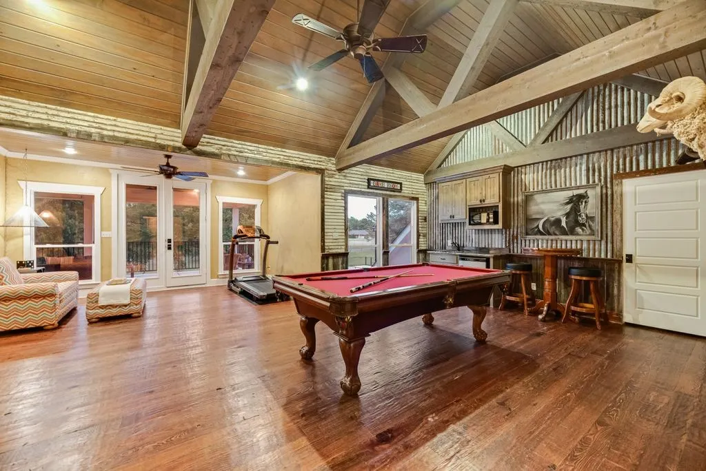 Single Family Residence For Sale in Kaufman County , 2880 County Road 249, Poetry, Texas 75160, 4 Bedroom, 5 Bathroom, 3 Garage spaces, 5,657 Sqft, built in 2011, Preowned, mls#21243061, Real Estate Agent in Poetry, Homes For Sale in Kaufman county, Homes For Sale in Poetry, Realtor in Poetry Texas, Real Estate Brokerage Independent Realty Texas, Luminita Cordes Realtor