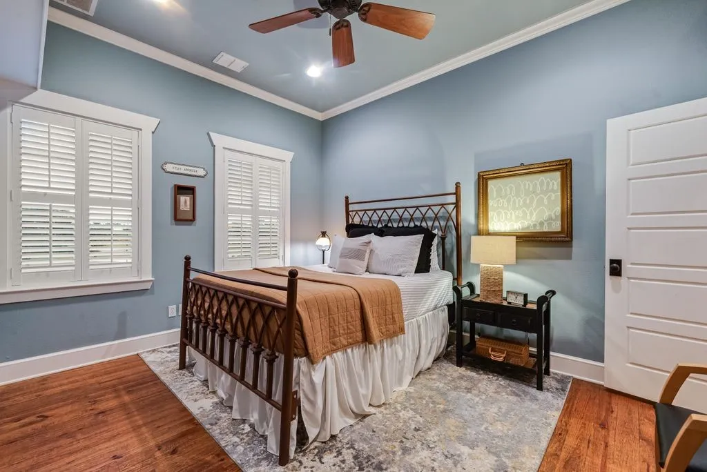 Single Family Residence For Sale in Kaufman County , 2880 County Road 249, Poetry, Texas 75160, 4 Bedroom, 5 Bathroom, 3 Garage spaces, 5,657 Sqft, built in 2011, Preowned, mls#21243061, Real Estate Agent in Poetry, Homes For Sale in Kaufman county, Homes For Sale in Poetry, Realtor in Poetry Texas, Real Estate Brokerage Independent Realty Texas, Luminita Cordes Realtor