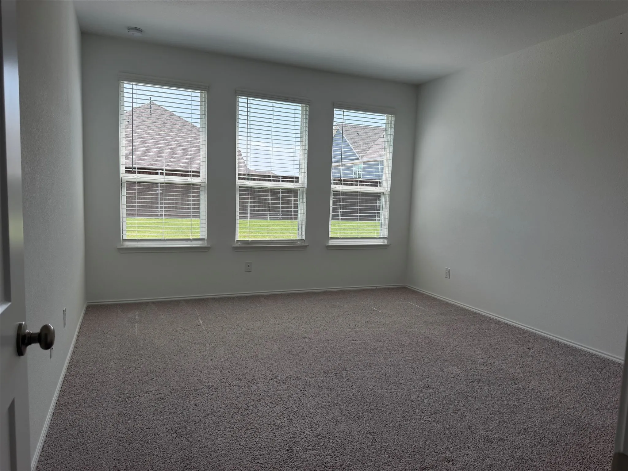 VACANT AND READY FOR IMMEDIATE POSSESSION