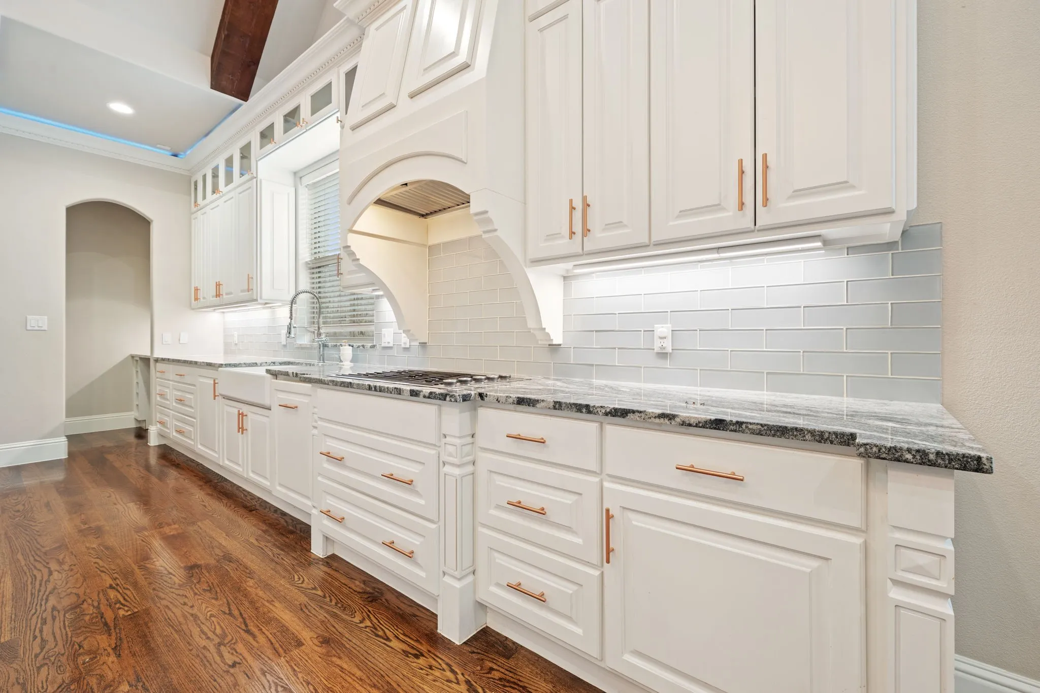 Single Family Residence For Sale in Hunt County , 2104 Wellington Street, Greenville, Texas 75401, 3 Bedroom, 3 Bathroom, 2 Garage spaces, 2,068 Sqft, built in 2019, mls#21241447, Real Estate Agent in Greenville, Homes For Sale in Hunt county, Homes For Sale in Greenville, Realtor in Greenville Texas, Real Estate Brokerage Independent Realty Texas, Luminita Cordes Realtor