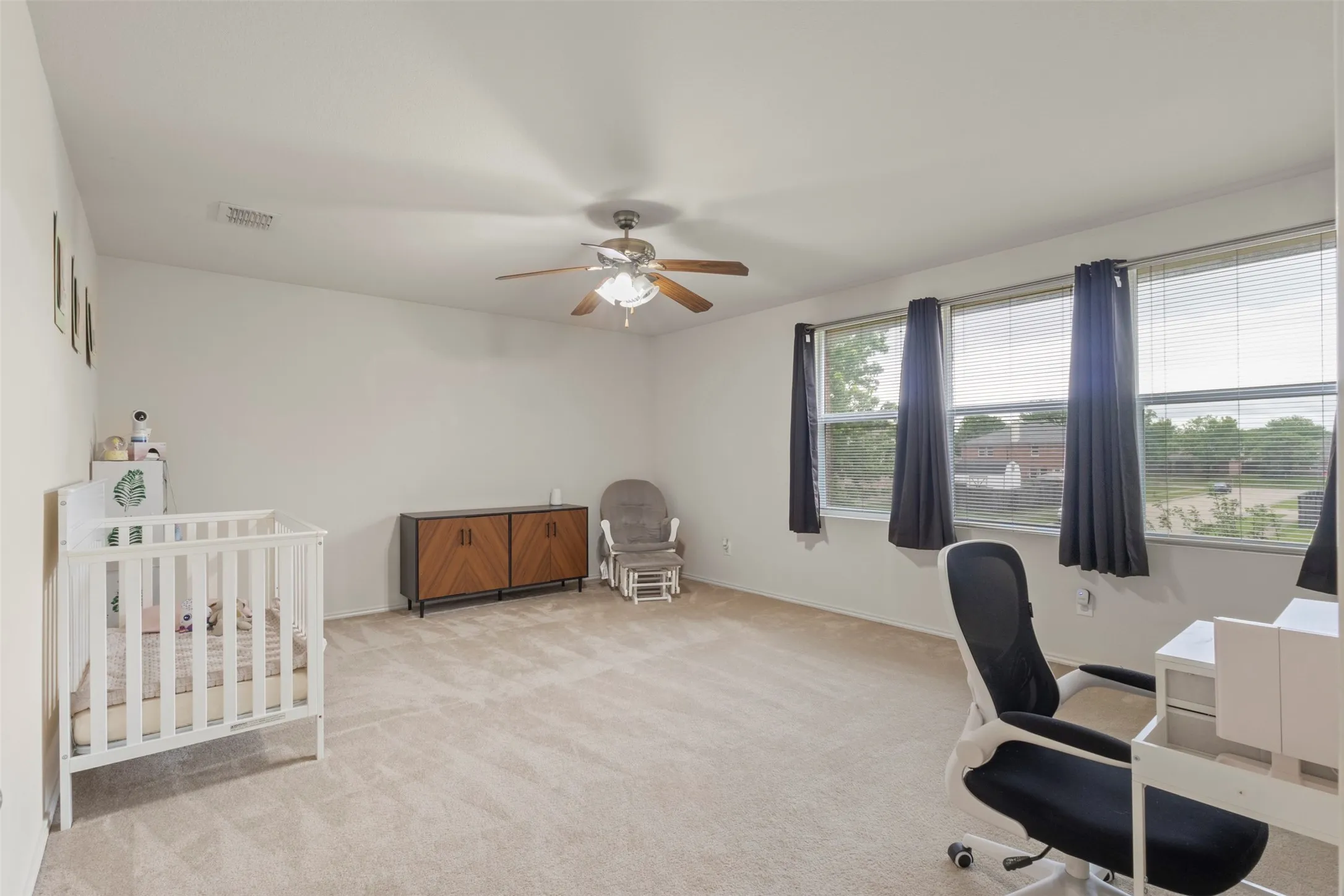 Single Family Residence For Sale in Rockwall County , 2817 Lake Terrace Drive, Wylie, Texas 75098, 4 Bedroom, 3 Bathroom, 2 Garage spaces, 2,730 Sqft, built in 2005, mls#21245283, Real Estate Agent in Wylie, Homes For Sale in Rockwall county, Homes For Sale in Wylie, Realtor in Wylie Texas, Real Estate Brokerage Independent Realty Texas, Luminita Cordes Realtor