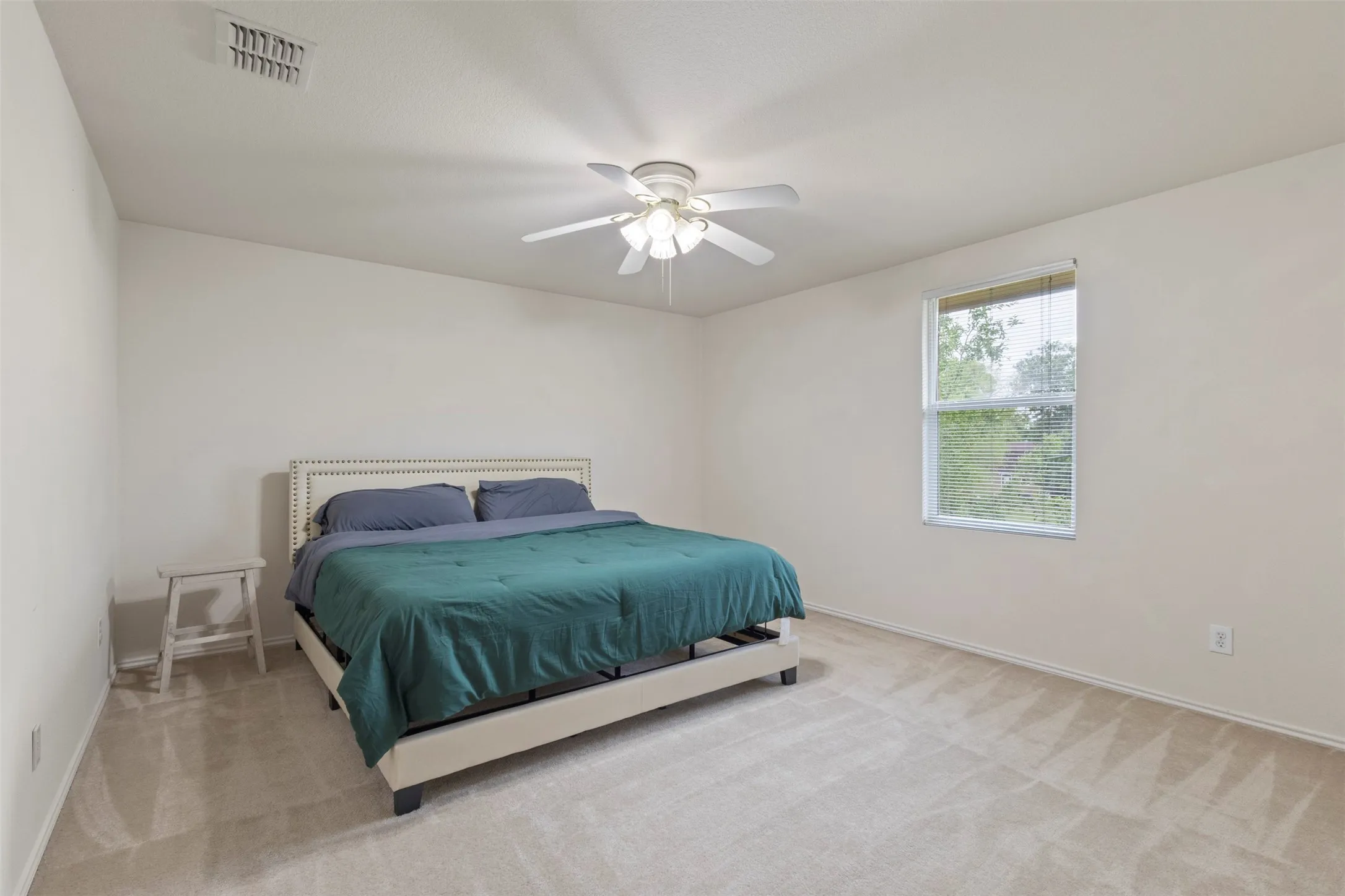 Single Family Residence For Sale in Rockwall County , 2817 Lake Terrace Drive, Wylie, Texas 75098, 4 Bedroom, 3 Bathroom, 2 Garage spaces, 2,730 Sqft, built in 2005, mls#21245283, Real Estate Agent in Wylie, Homes For Sale in Rockwall county, Homes For Sale in Wylie, Realtor in Wylie Texas, Real Estate Brokerage Independent Realty Texas, Luminita Cordes Realtor