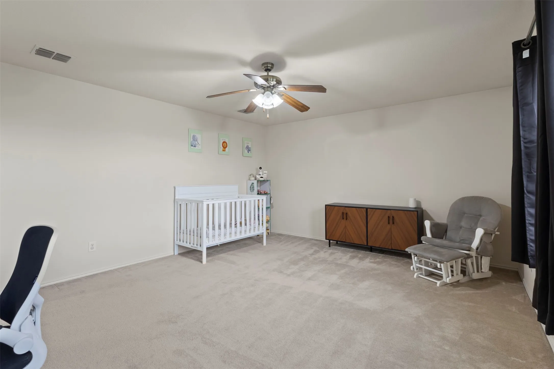 Single Family Residence For Sale in Rockwall County , 2817 Lake Terrace Drive, Wylie, Texas 75098, 4 Bedroom, 3 Bathroom, 2 Garage spaces, 2,730 Sqft, built in 2005, mls#21245283, Real Estate Agent in Wylie, Homes For Sale in Rockwall county, Homes For Sale in Wylie, Realtor in Wylie Texas, Real Estate Brokerage Independent Realty Texas, Luminita Cordes Realtor