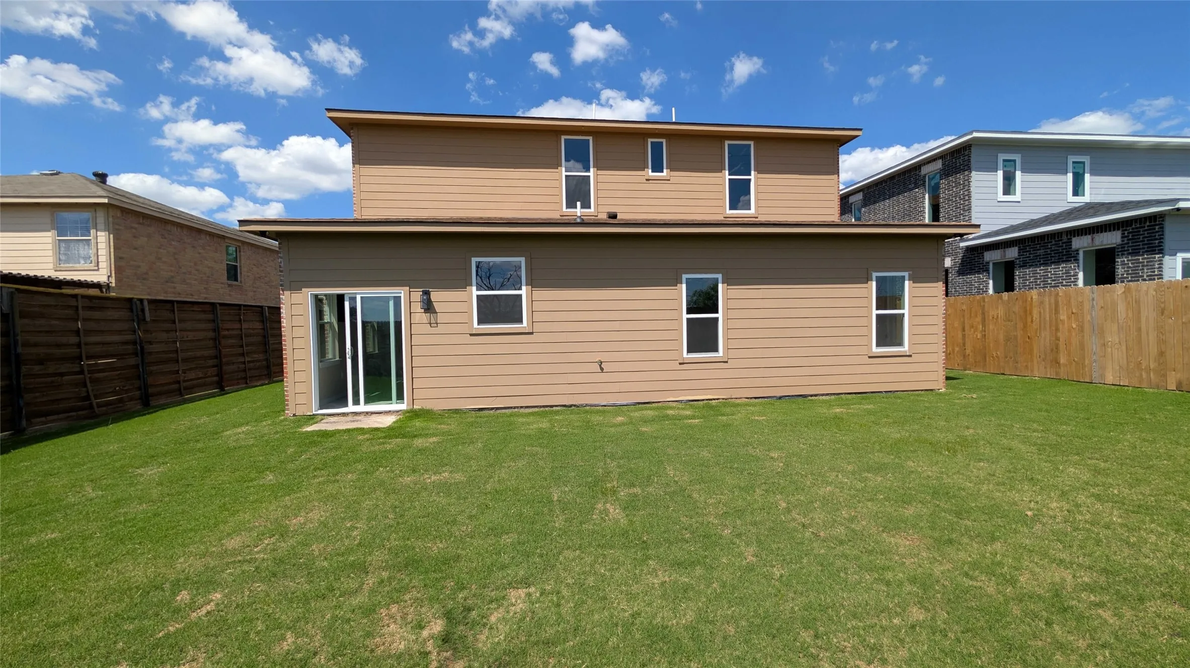 Single Family Residence For Sale in Dallas County , 14800 Broadview Drive, Balch Springs, Texas 75180, 5 Bedroom, 3 Bathroom, 2 Garage spaces, 3,223 Sqft, built in 2026, New Construction - Complete, mls#21249346, Real Estate Agent in Balch Springs, Homes For Sale in Dallas county, Homes For Sale in Balch Springs, Realtor in Balch Springs Texas, Real Estate Brokerage Independent Realty Texas, Luminita Cordes Realtor