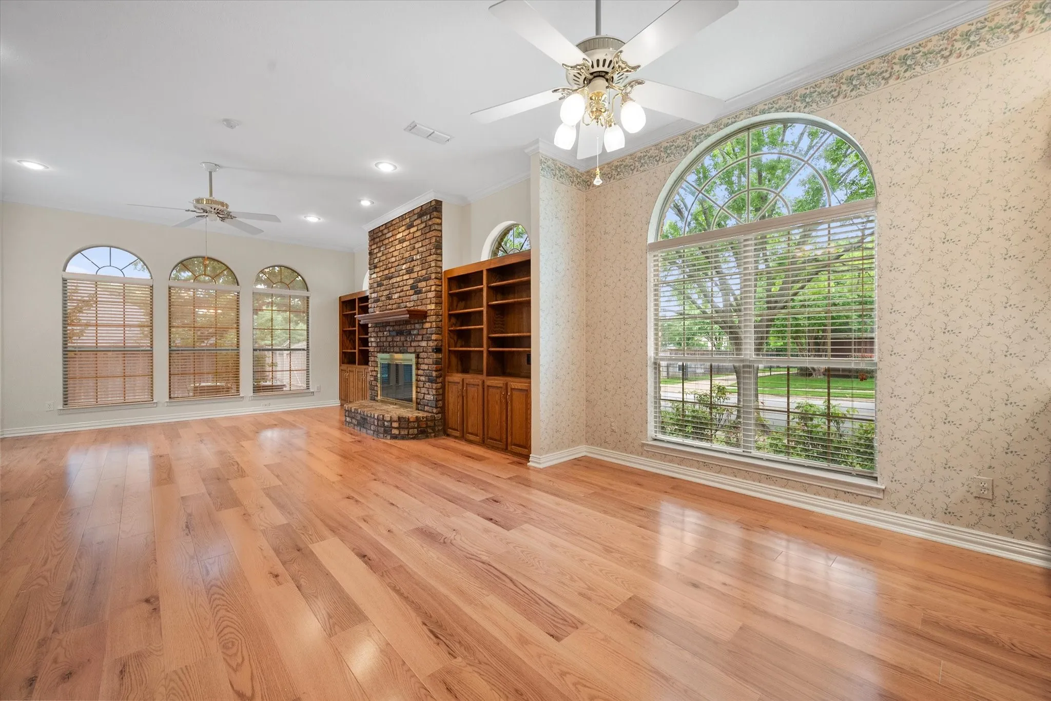 Back living room with wonderful natural light