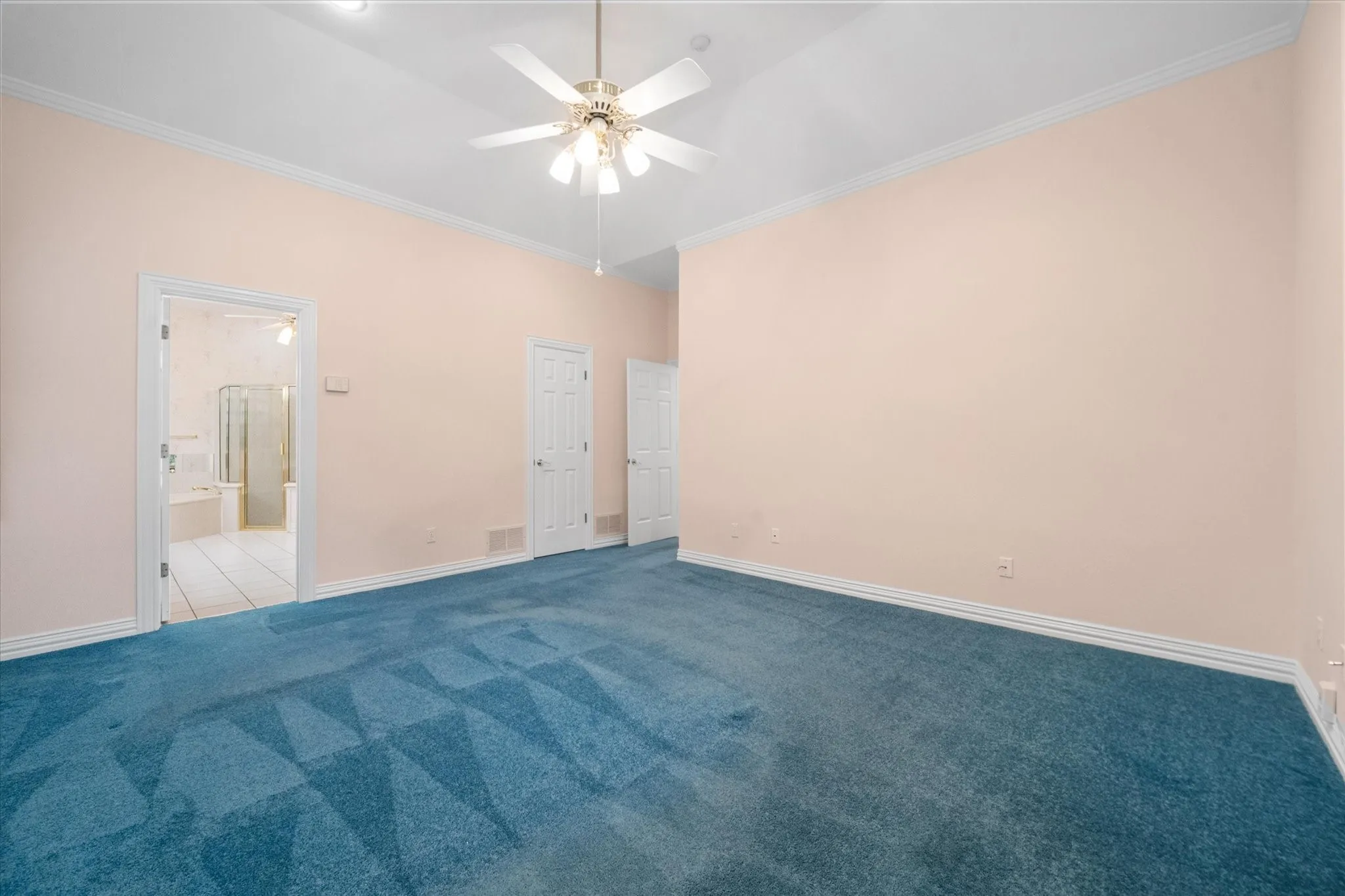 Primary bedroom with on-suite bathroom