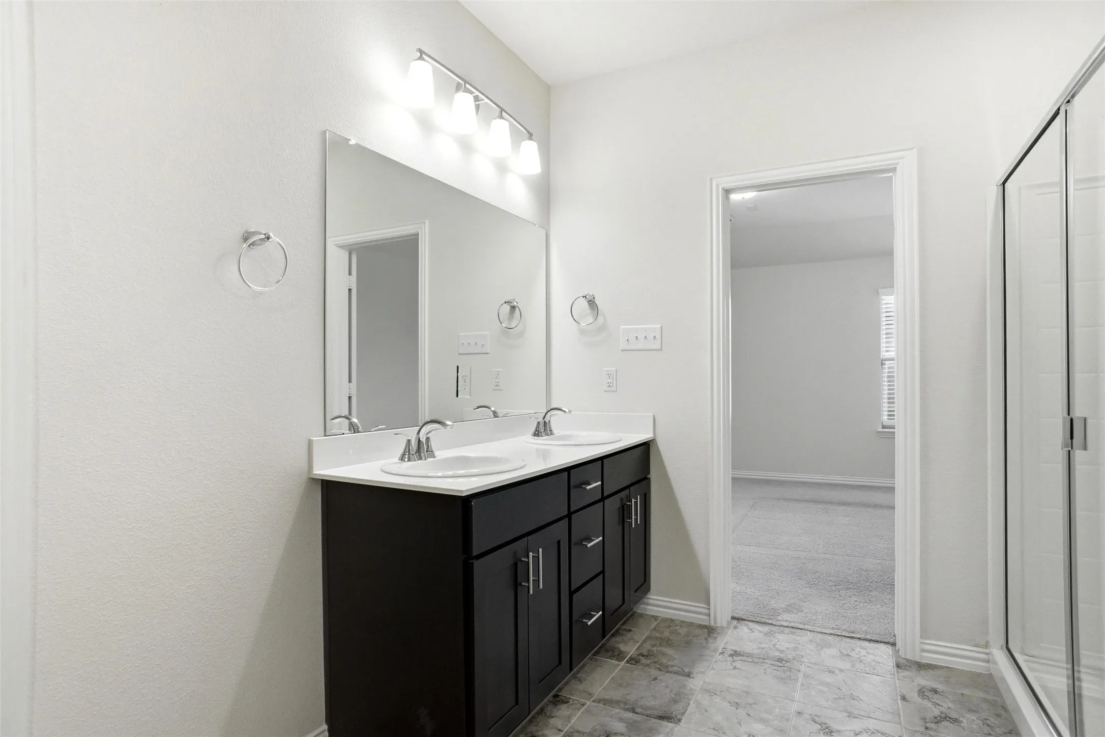 Single Family Residence For Sale in Denton County , 3017 Cliffview Drive, Sanger, Texas 76266, 3 Bedroom, 2 Bathroom, 2 Garage spaces, 1,601 Sqft, built in 2022, mls#21245542, Real Estate Agent in Sanger, Homes For Sale in Denton county, Homes For Sale in Sanger, Realtor in Sanger Texas, Real Estate Brokerage Independent Realty Texas, Luminita Cordes Realtor