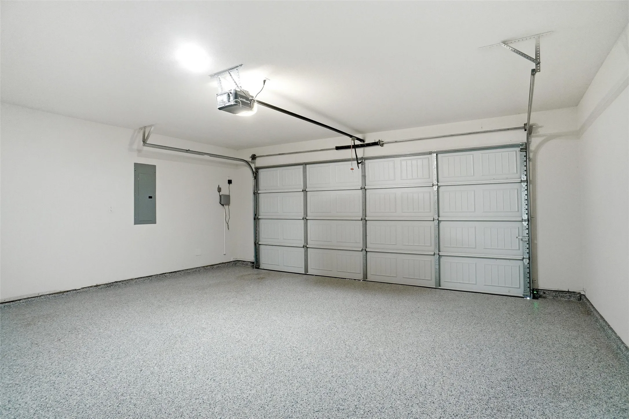 Garage, epoxy floor