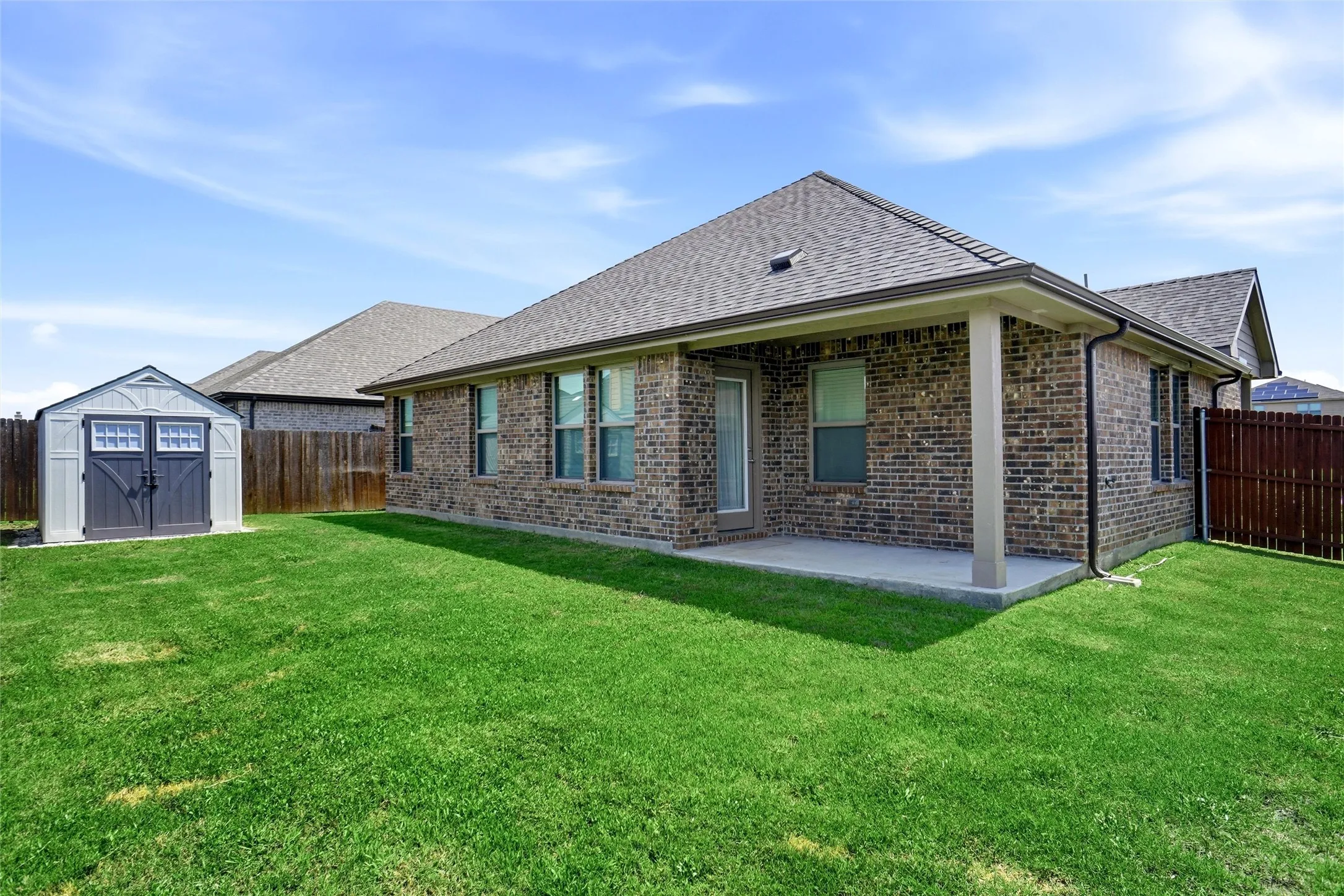 Single Family Residence For Sale in Denton County , 3017 Cliffview Drive, Sanger, Texas 76266, 3 Bedroom, 2 Bathroom, 2 Garage spaces, 1,601 Sqft, built in 2022, mls#21245542, Real Estate Agent in Sanger, Homes For Sale in Denton county, Homes For Sale in Sanger, Realtor in Sanger Texas, Real Estate Brokerage Independent Realty Texas, Luminita Cordes Realtor