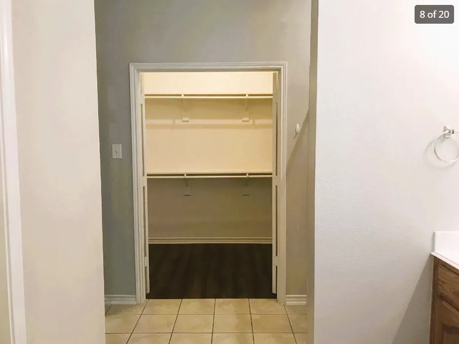 Single Family Residence For Rent in Rockwall County , 2750 Fern Valley Lane, Rockwall, Texas 75087, 4 Bedrooms, 2 Bathrooms, 2 Garage spaces, 1,923 Sqft, built in 2005, Preowned, Price $2,400, mls#21249591, Real Estate Agent in Rockwall, Homes For Rent in Rockwall county, Homes For Rent in Rockwall, Realtor in Rockwall Texas, Real Estate Brokerage Independent Realty Texas, Luminita Cordes Realtor