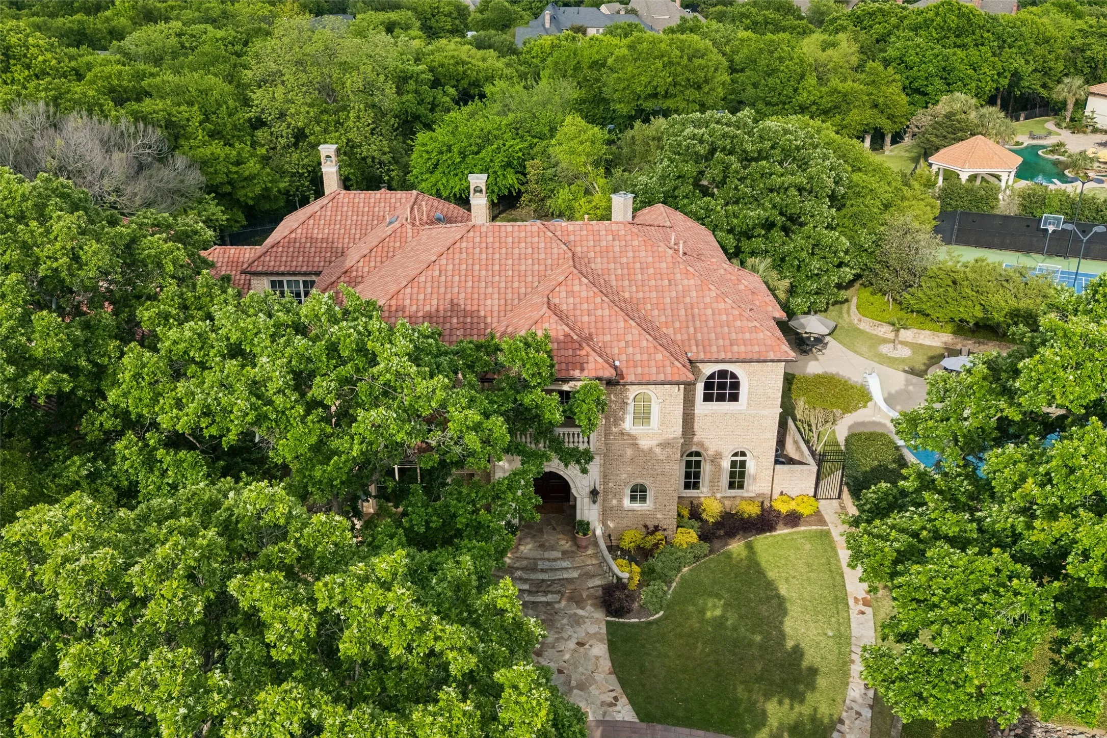 Single Family Residence For Sale in Denton County , 6416 Old Gate Road, Plano, Texas 75024, 6 Bedroom, 10 Bathroom, 5 Garage spaces, 14,636 Sqft, built in 2000, Preowned, mls#21246764, Real Estate Agent in Plano, Homes For Sale in Denton county, Homes For Sale in Plano, Realtor in Plano Texas, Real Estate Brokerage Independent Realty Texas, Luminita Cordes Realtor
