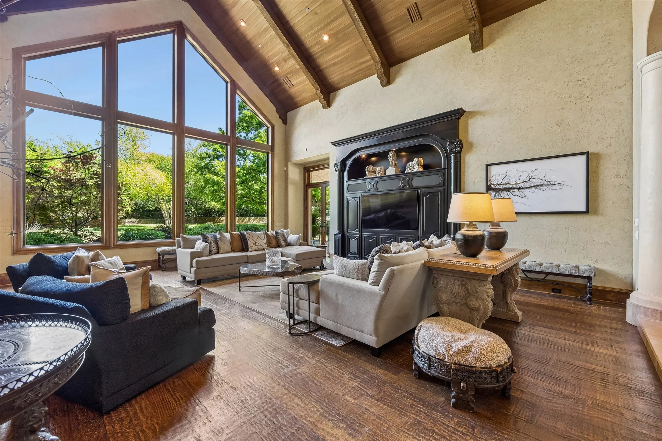 Single Family Residence For Sale in Denton County , 6416 Old Gate Road, Plano, Texas 75024, 6 Bedroom, 10 Bathroom, 5 Garage spaces, 14,636 Sqft, built in 2000, Preowned, mls#21246764, Real Estate Agent in Plano, Homes For Sale in Denton county, Homes For Sale in Plano, Realtor in Plano Texas, Real Estate Brokerage Independent Realty Texas, Luminita Cordes Realtor