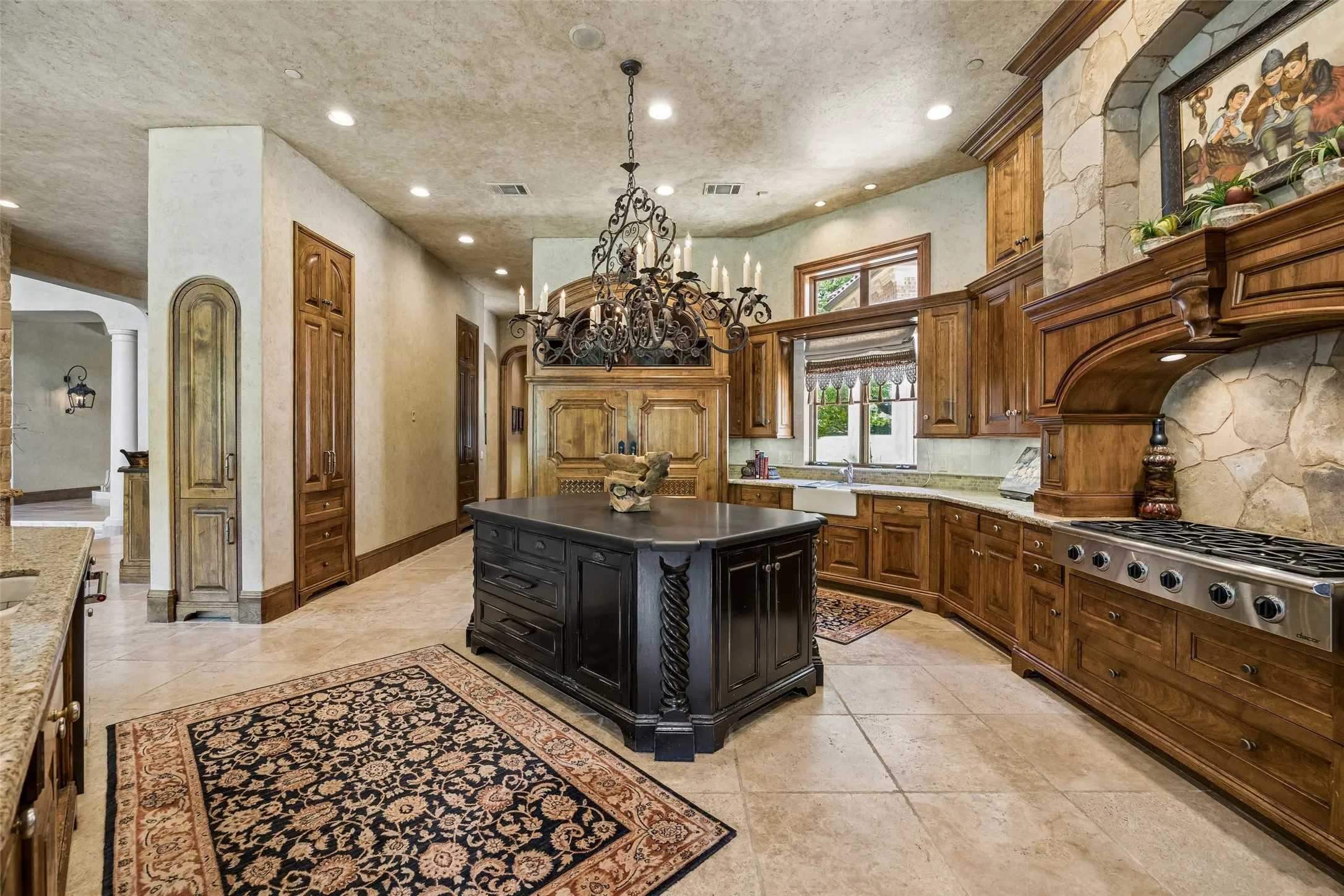 Single Family Residence For Sale in Denton County , 6416 Old Gate Road, Plano, Texas 75024, 6 Bedroom, 10 Bathroom, 5 Garage spaces, 14,636 Sqft, built in 2000, Preowned, mls#21246764, Real Estate Agent in Plano, Homes For Sale in Denton county, Homes For Sale in Plano, Realtor in Plano Texas, Real Estate Brokerage Independent Realty Texas, Luminita Cordes Realtor