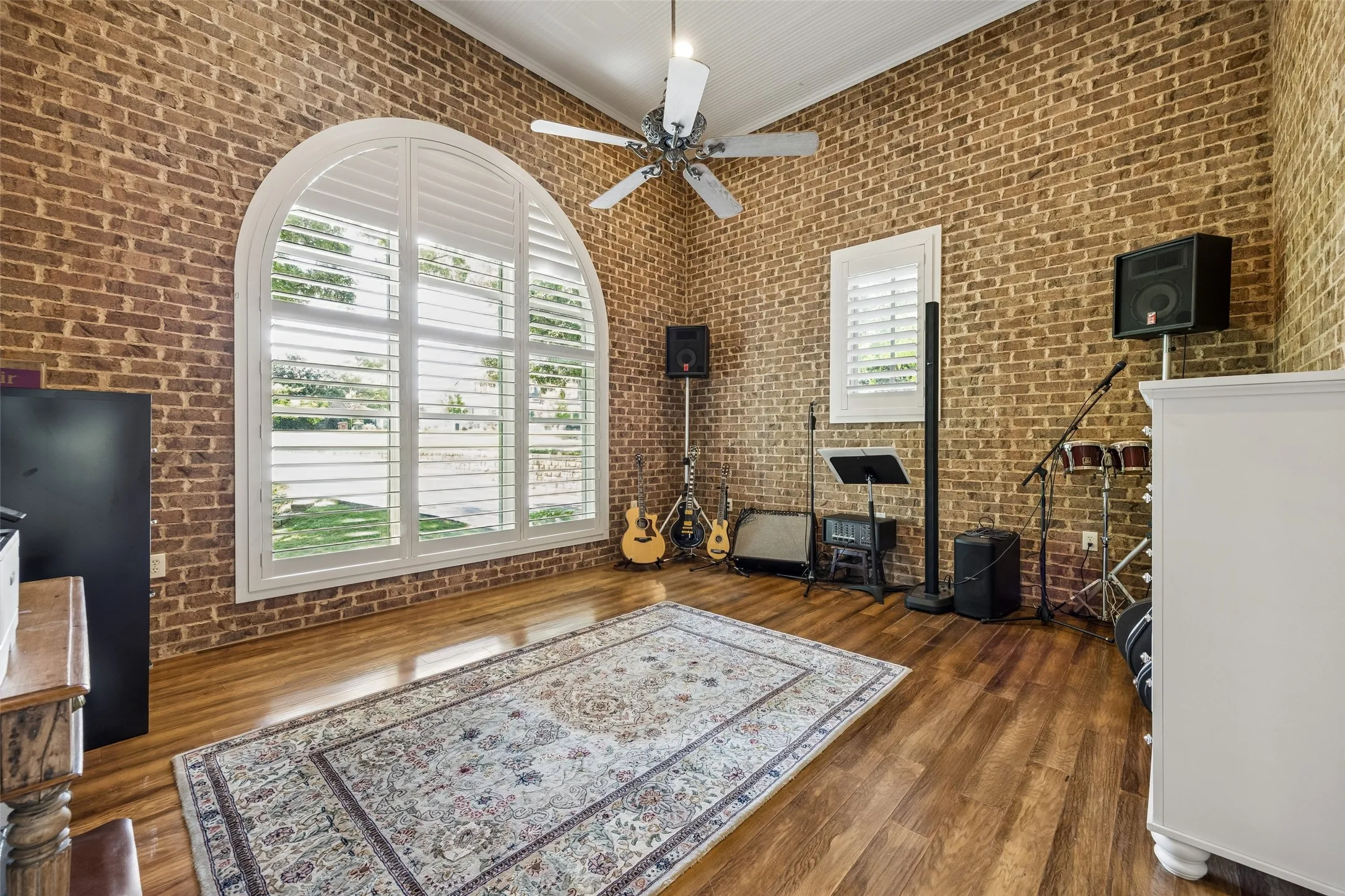 Single Family Residence For Sale in Denton County , 6416 Old Gate Road, Plano, Texas 75024, 6 Bedroom, 10 Bathroom, 5 Garage spaces, 14,636 Sqft, built in 2000, Preowned, mls#21246764, Real Estate Agent in Plano, Homes For Sale in Denton county, Homes For Sale in Plano, Realtor in Plano Texas, Real Estate Brokerage Independent Realty Texas, Luminita Cordes Realtor