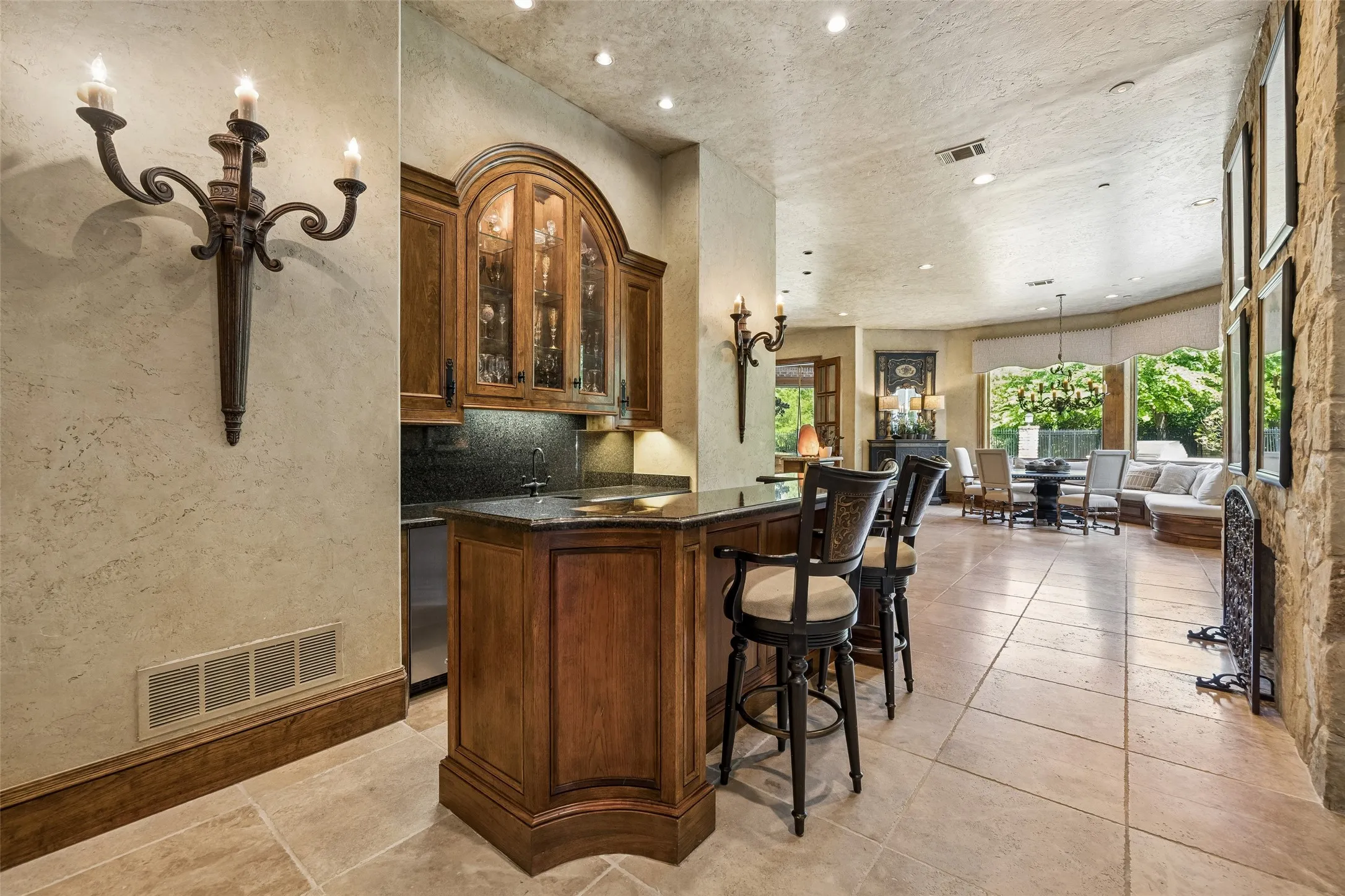 Single Family Residence For Sale in Denton County , 6416 Old Gate Road, Plano, Texas 75024, 6 Bedroom, 10 Bathroom, 5 Garage spaces, 14,636 Sqft, built in 2000, Preowned, mls#21246764, Real Estate Agent in Plano, Homes For Sale in Denton county, Homes For Sale in Plano, Realtor in Plano Texas, Real Estate Brokerage Independent Realty Texas, Luminita Cordes Realtor