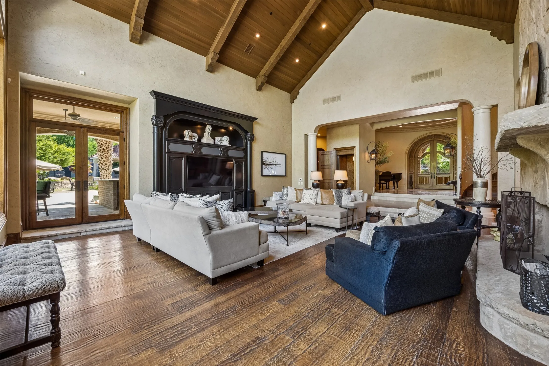 Single Family Residence For Sale in Denton County , 6416 Old Gate Road, Plano, Texas 75024, 6 Bedroom, 10 Bathroom, 5 Garage spaces, 14,636 Sqft, built in 2000, Preowned, mls#21246764, Real Estate Agent in Plano, Homes For Sale in Denton county, Homes For Sale in Plano, Realtor in Plano Texas, Real Estate Brokerage Independent Realty Texas, Luminita Cordes Realtor