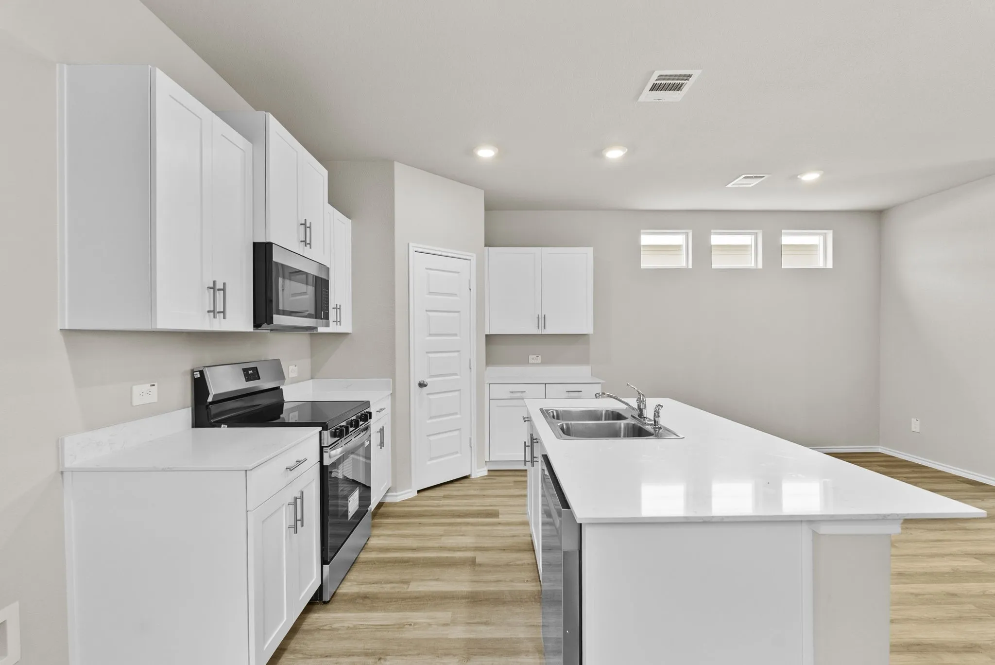 Single Family Residence For Sale in Tarrant County , 3149 Maple Orchard Lane, Fort Worth, Texas 76140, 3 Bedroom, 3 Bathroom, 2 Garage spaces, 1,494 Sqft, built in 2025, New Construction - Complete, Price $293,500, mls#21249719, Real Estate Agent in Fort Worth, Homes For Sale in Tarrant county, Homes For Sale in Fort Worth, Realtor in Fort Worth Texas, Real Estate Brokerage Independent Realty Texas, Luminita Cordes Realtor