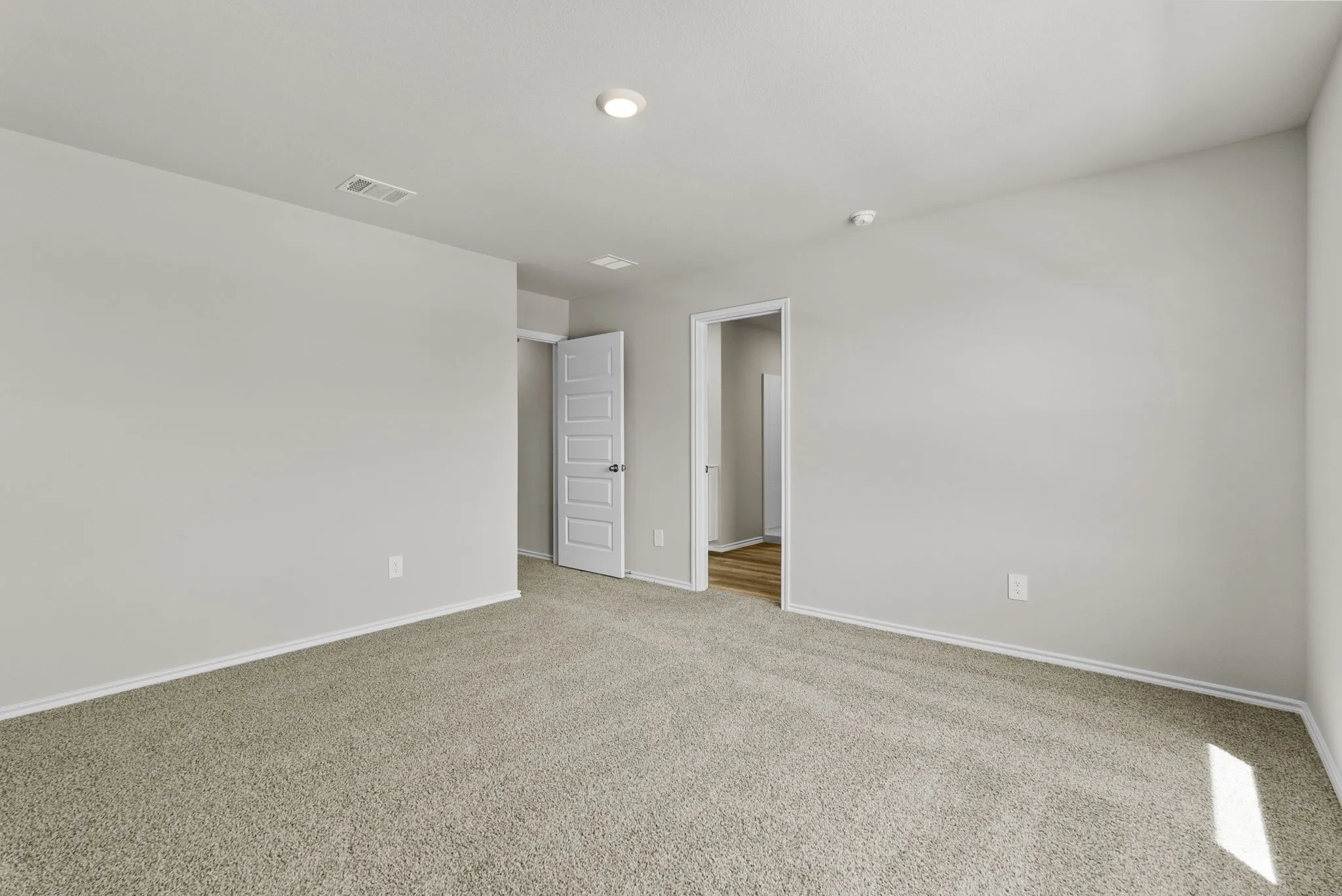 Single Family Residence For Sale in Tarrant County , 3149 Maple Orchard Lane, Fort Worth, Texas 76140, 3 Bedroom, 3 Bathroom, 2 Garage spaces, 1,494 Sqft, built in 2025, New Construction - Complete, Price $293,500, mls#21249719, Real Estate Agent in Fort Worth, Homes For Sale in Tarrant county, Homes For Sale in Fort Worth, Realtor in Fort Worth Texas, Real Estate Brokerage Independent Realty Texas, Luminita Cordes Realtor