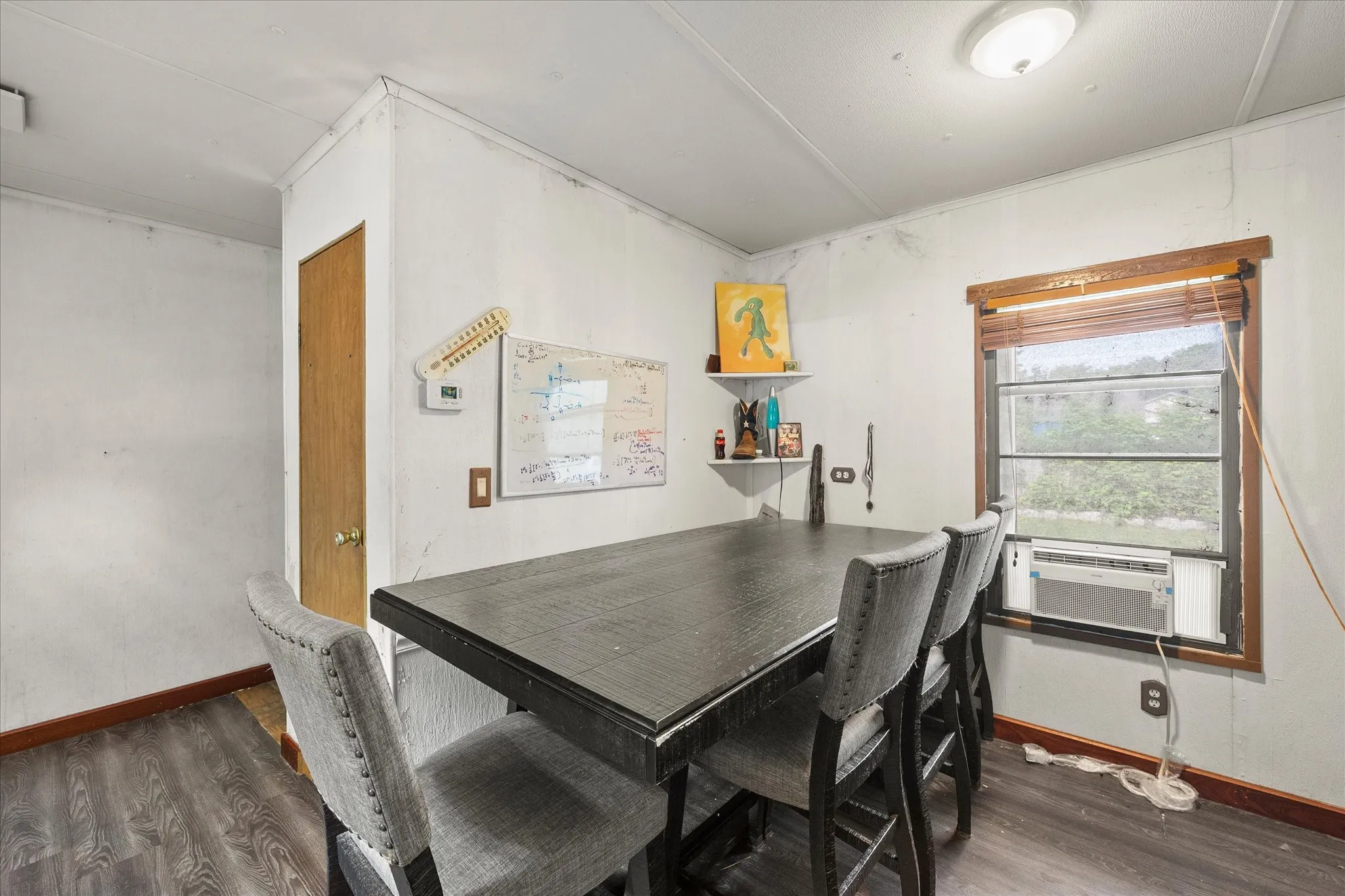 Mobile Home For Sale in Hunt County , 5429 Fm 2874, Commerce, Texas 75428, 2 Bedroom, 2 Bathroom, Garage spaces, 924 Sqft, built in 1970, Preowned, mls#21242026, Real Estate Agent in Commerce, Homes For Sale in Hunt county, Homes For Sale in Commerce, Realtor in Commerce Texas, Real Estate Brokerage Independent Realty Texas, Luminita Cordes Realtor