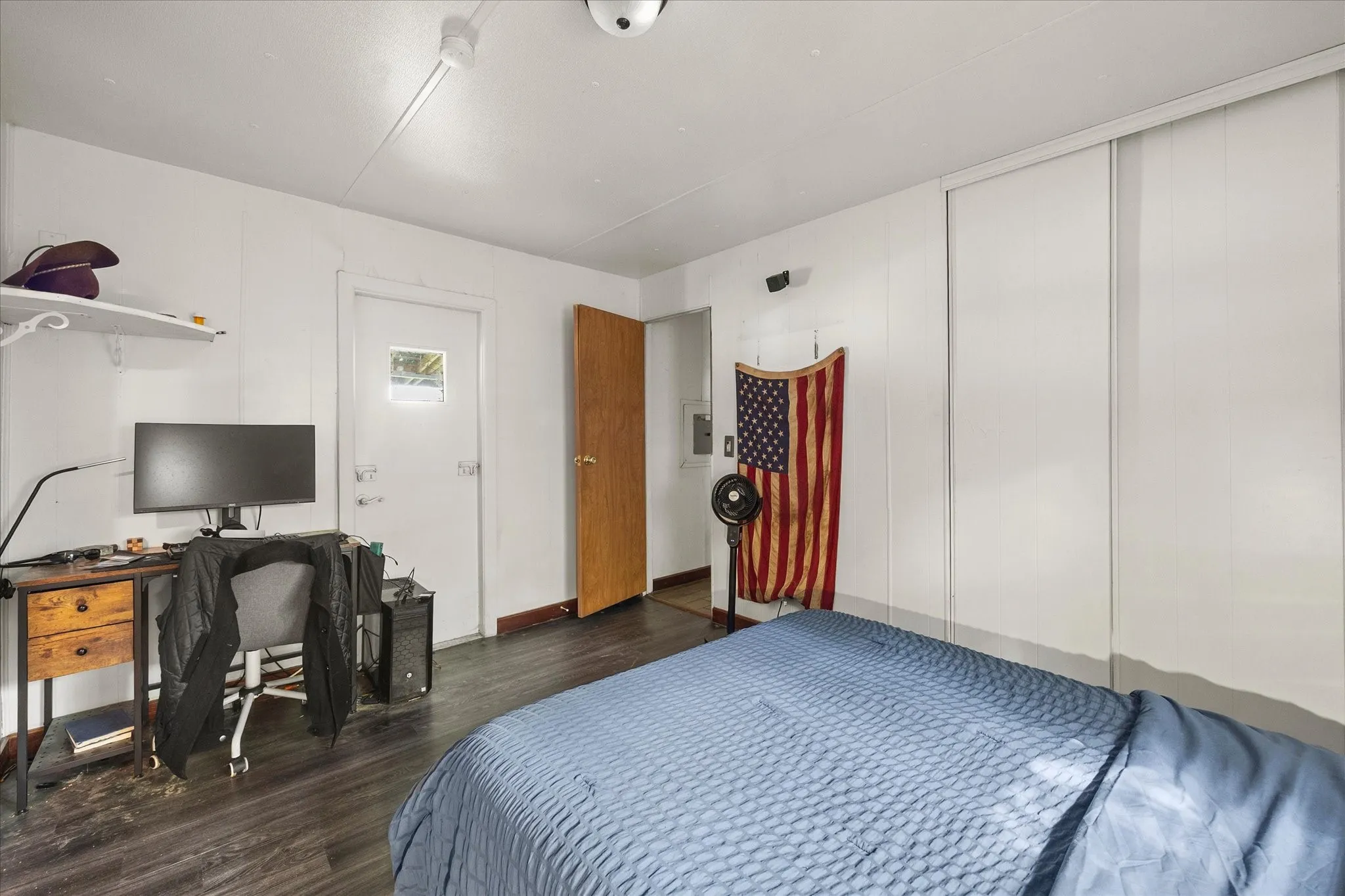 Mobile Home For Sale in Hunt County , 5429 Fm 2874, Commerce, Texas 75428, 2 Bedroom, 2 Bathroom, Garage spaces, 924 Sqft, built in 1970, Preowned, mls#21242026, Real Estate Agent in Commerce, Homes For Sale in Hunt county, Homes For Sale in Commerce, Realtor in Commerce Texas, Real Estate Brokerage Independent Realty Texas, Luminita Cordes Realtor
