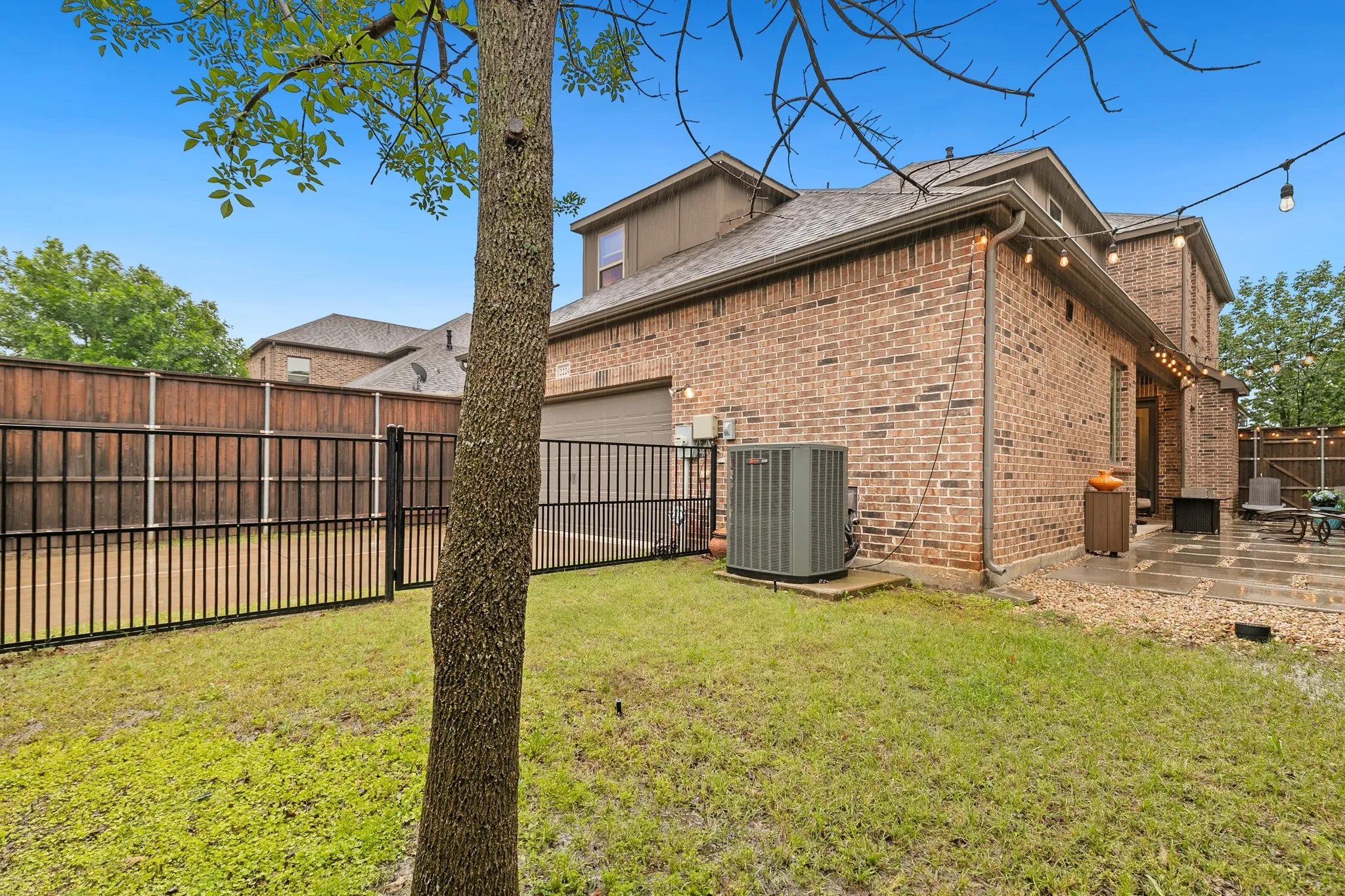 Single Family Residence For Sale in Denton County , 2224 7th Avenue, Flower Mound, Texas 75028, 4 Bedroom, 4 Bathroom, 2 Garage spaces, 2,833 Sqft, built in 2018, Preowned, mls#21227563, Real Estate Agent in Flower Mound, Homes For Sale in Denton county, Homes For Sale in Flower Mound, Realtor in Flower Mound Texas, Real Estate Brokerage Independent Realty Texas, Luminita Cordes Realtor