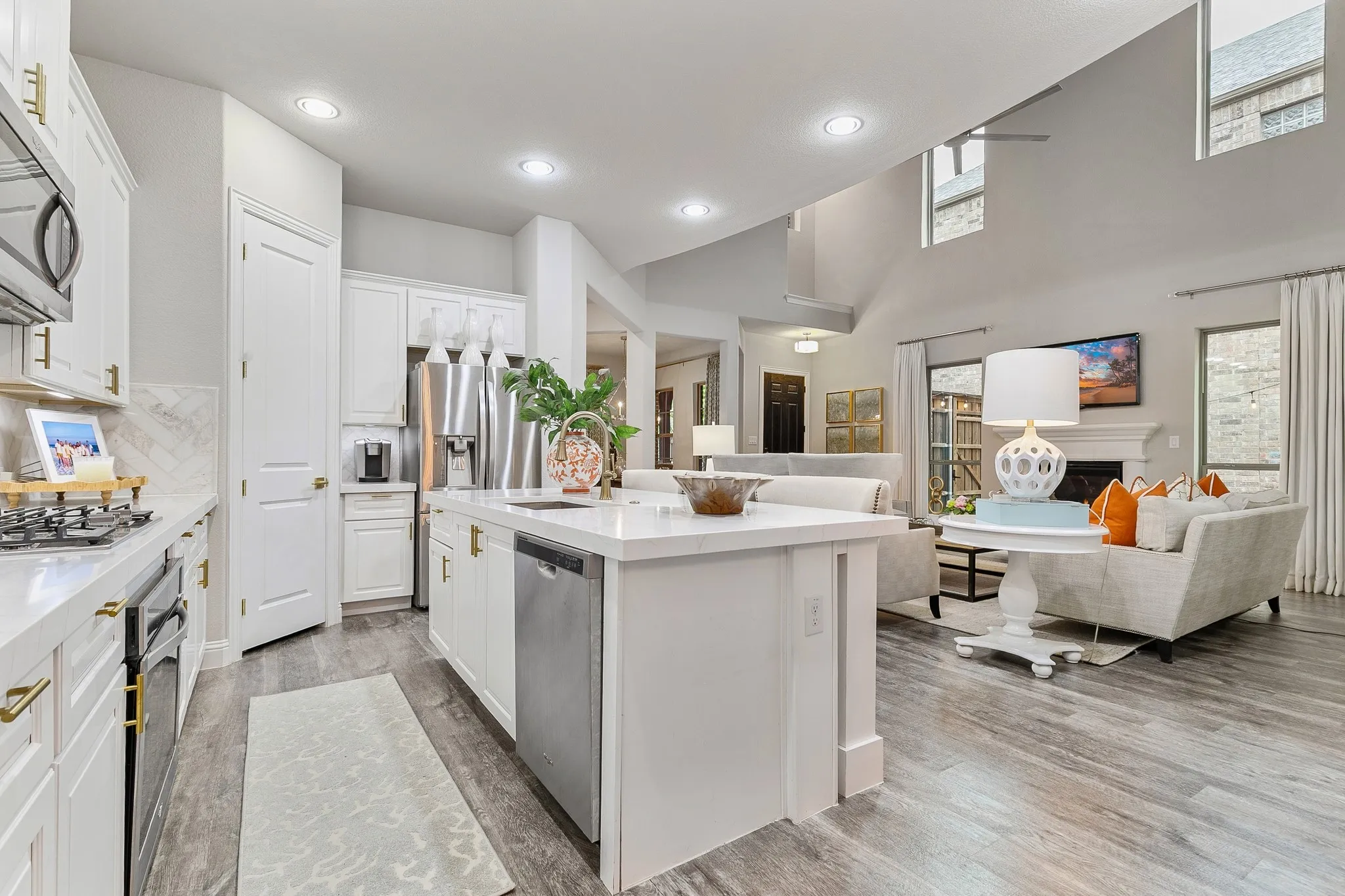 Single Family Residence For Sale in Denton County , 2224 7th Avenue, Flower Mound, Texas 75028, 4 Bedroom, 4 Bathroom, 2 Garage spaces, 2,833 Sqft, built in 2018, Preowned, mls#21227563, Real Estate Agent in Flower Mound, Homes For Sale in Denton county, Homes For Sale in Flower Mound, Realtor in Flower Mound Texas, Real Estate Brokerage Independent Realty Texas, Luminita Cordes Realtor